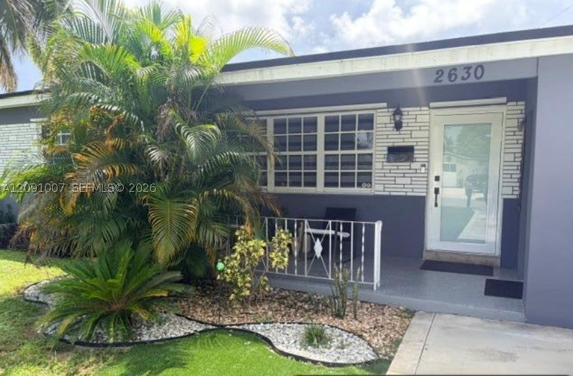 2630 De Soto Dr — photo