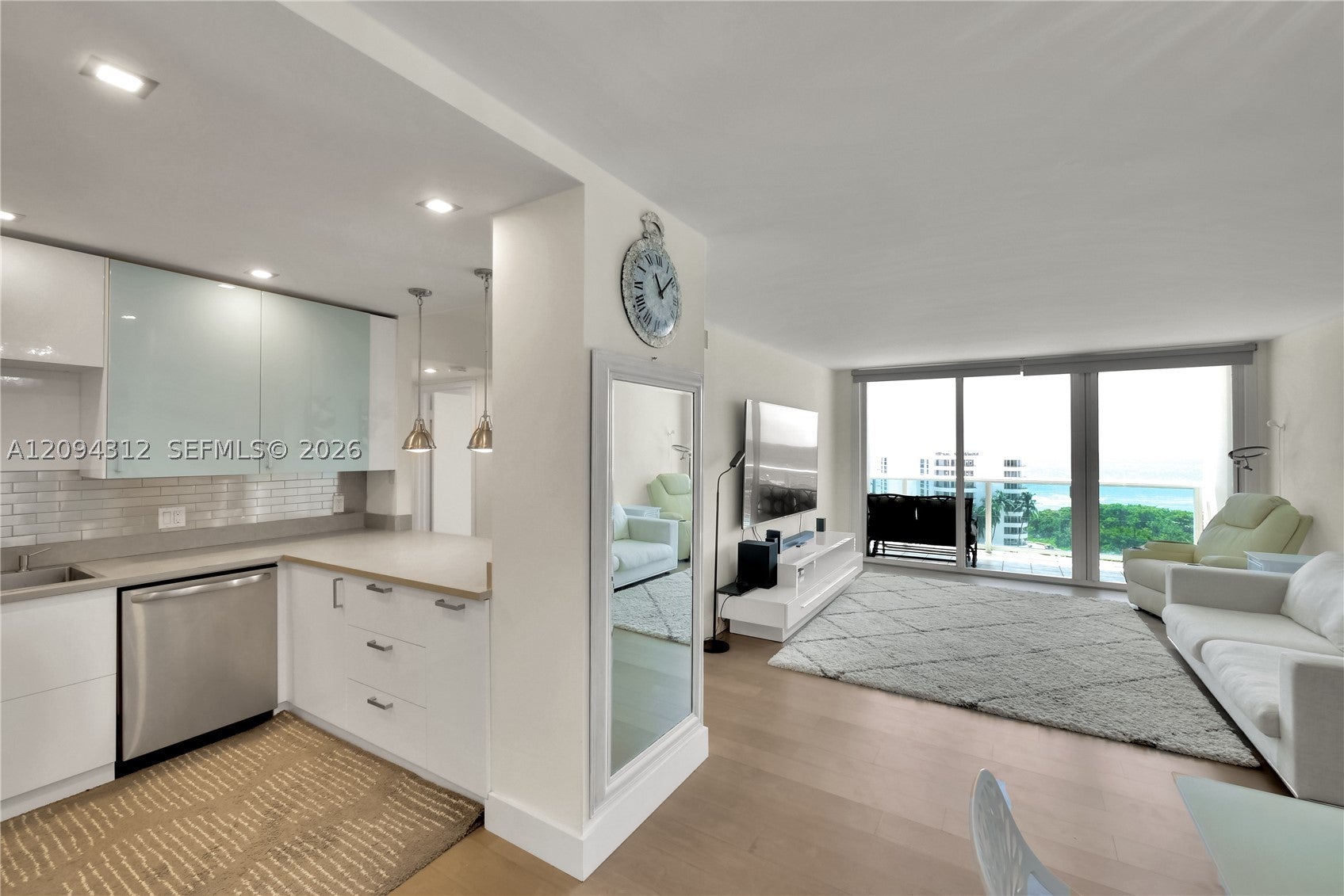 100 Bayview Dr 1008 — photo