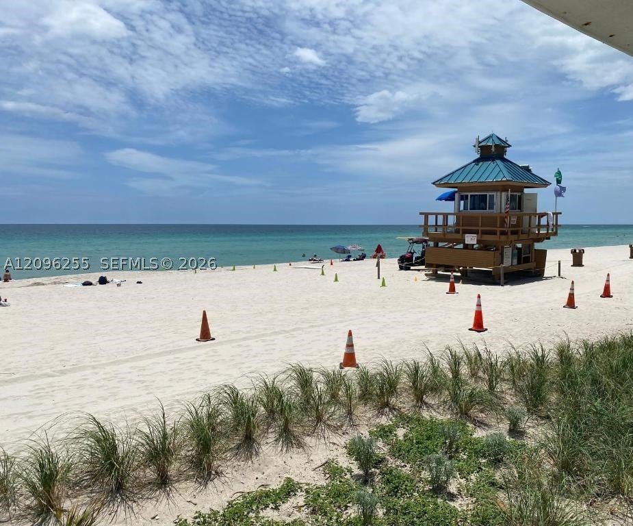 19201 Collins Ave 230 — photo