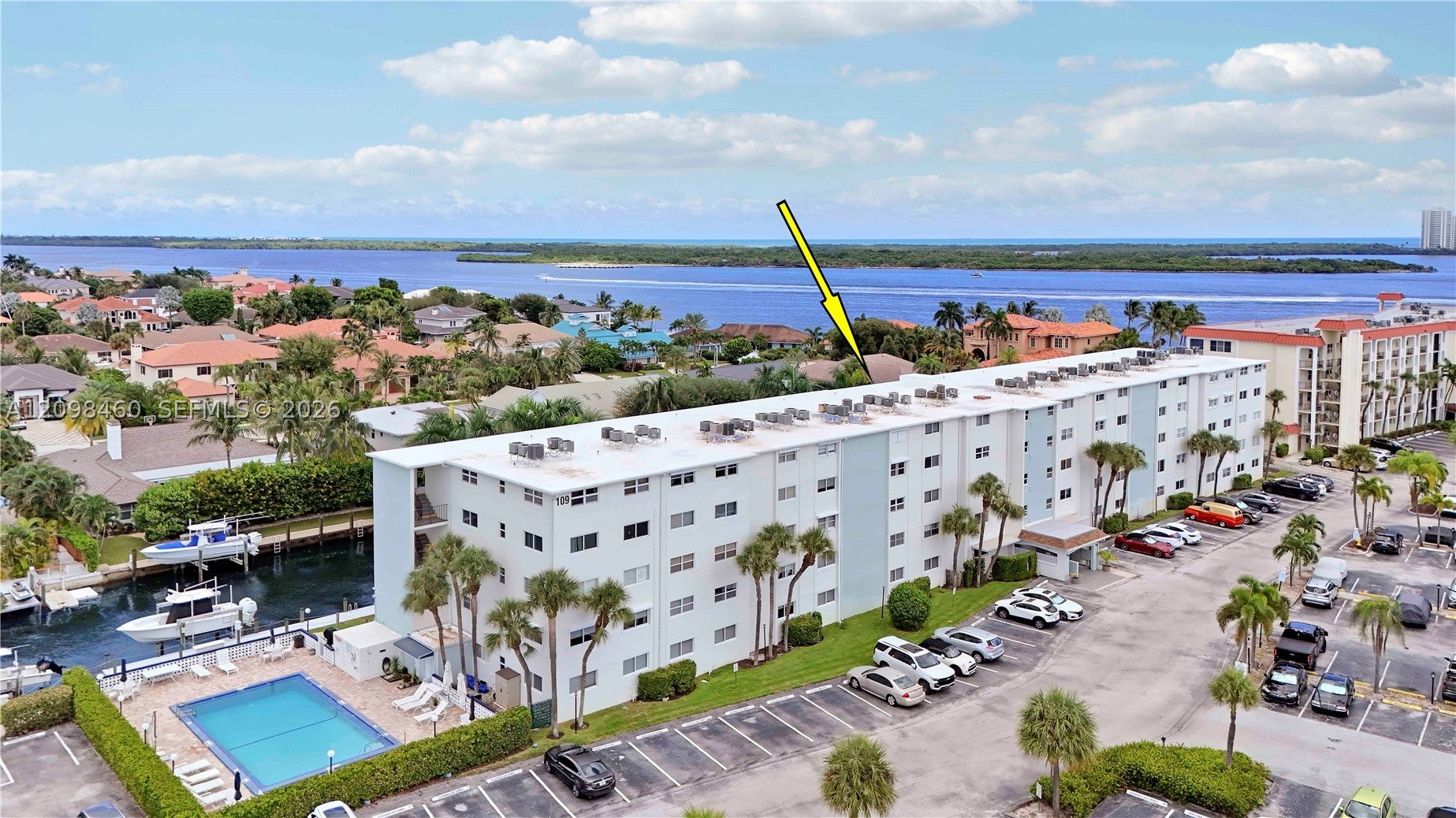 109 N Paradise Harbour Blvd 406 — photo