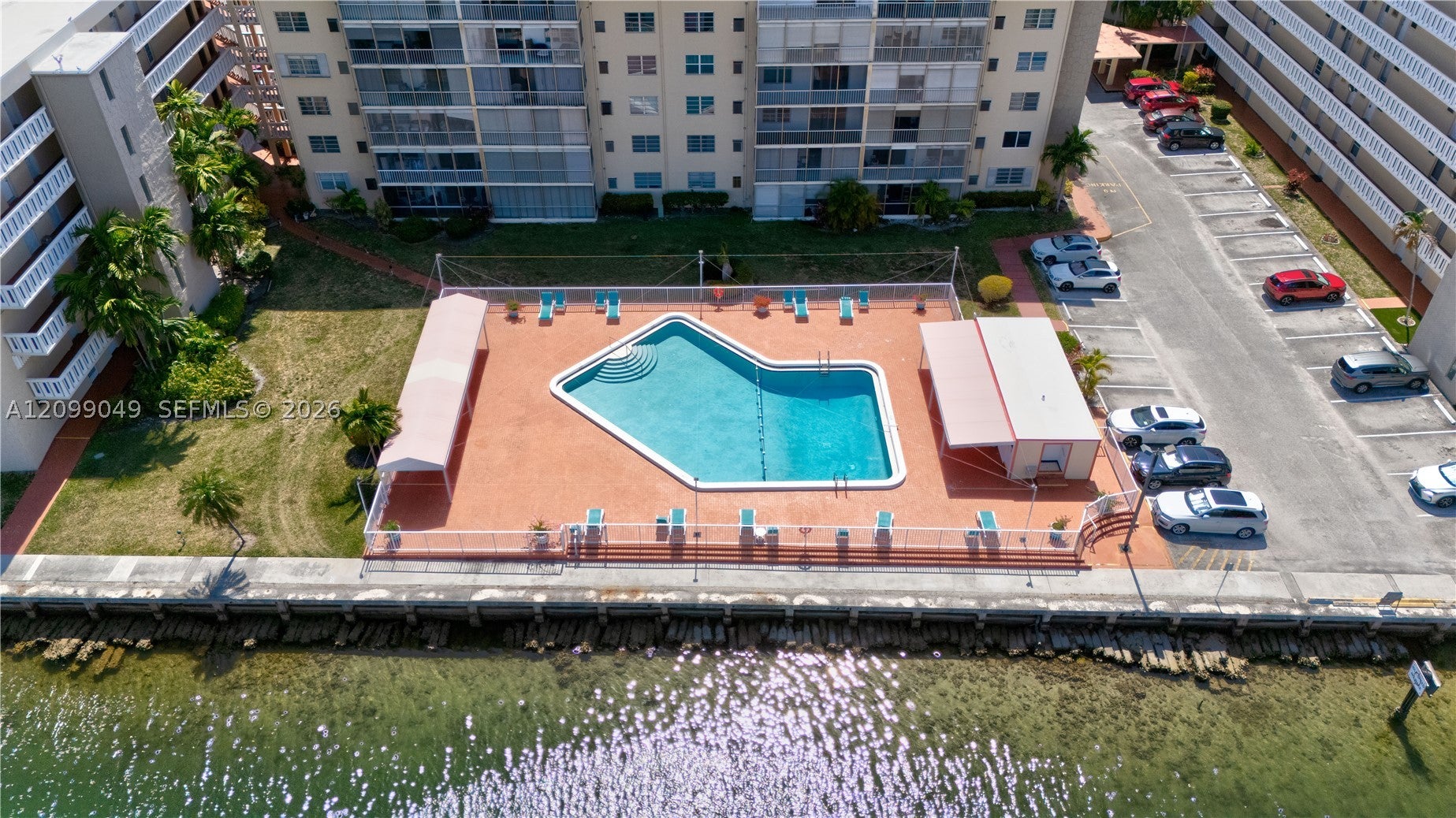 2949 Point East Dr B306 — photo