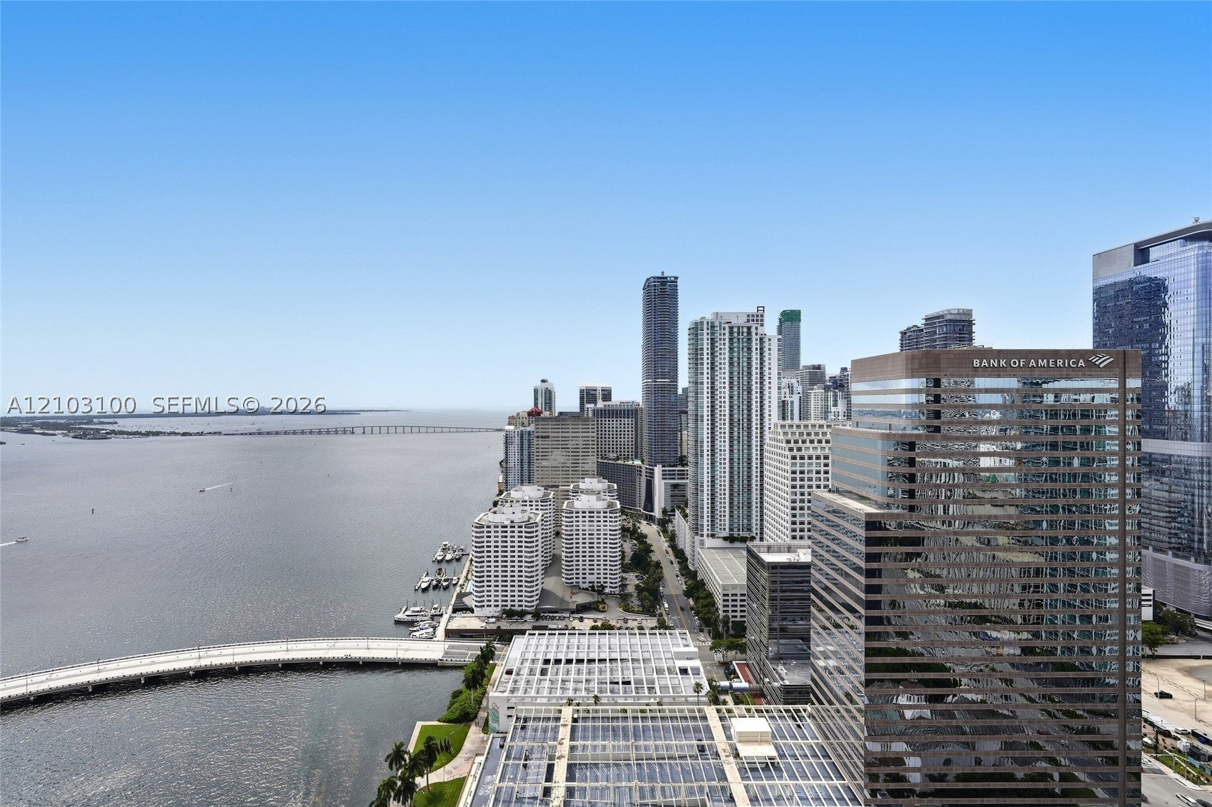 495 Brickell Ave 4003 — photo