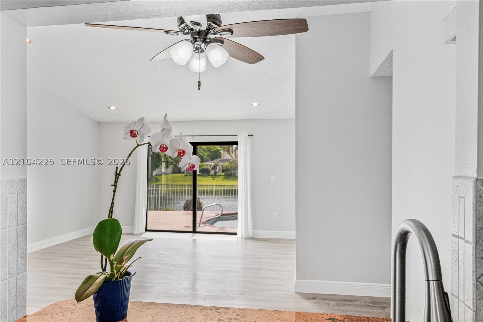 13740 Oak Ridge Dr — photo