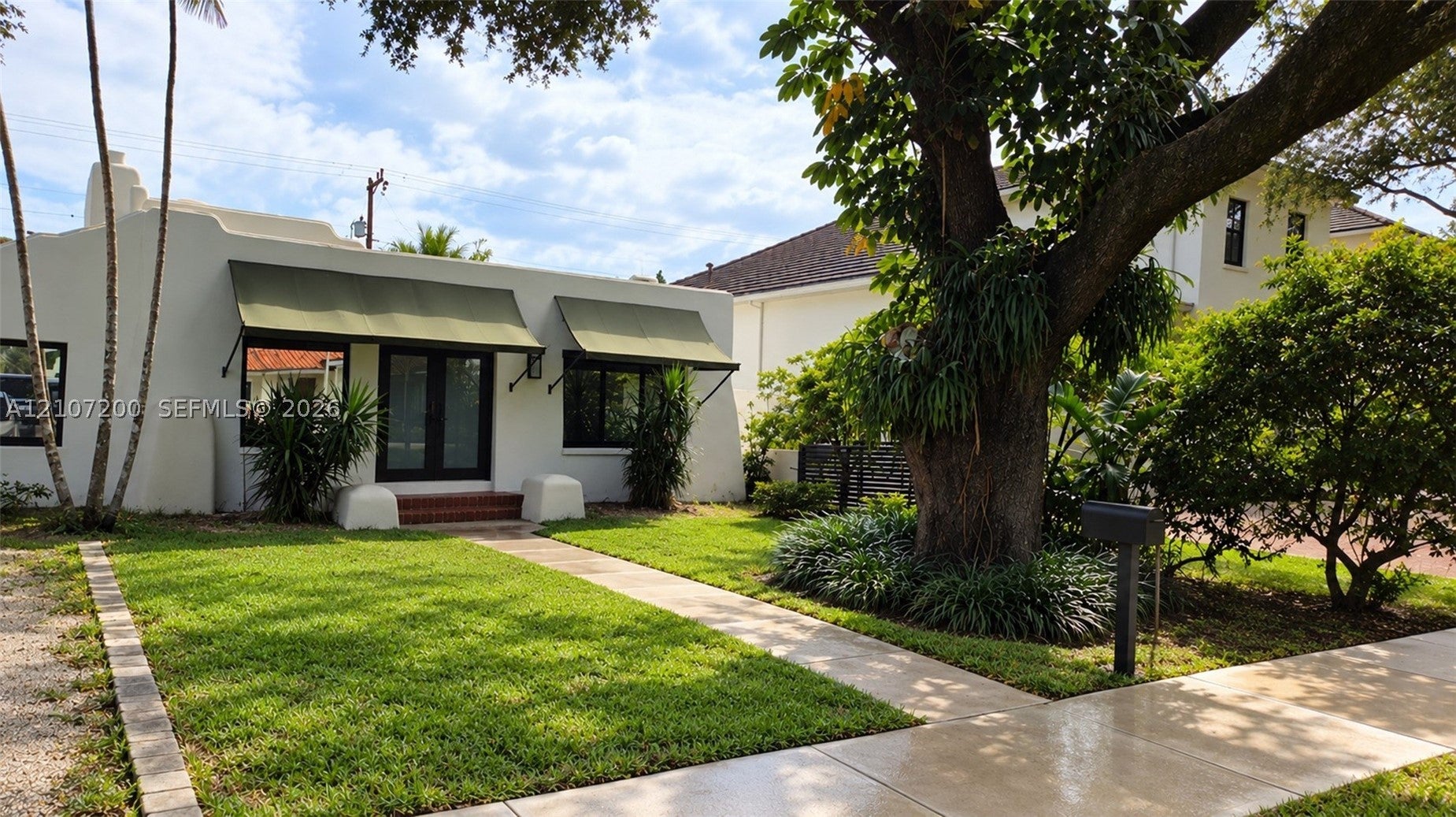 241 Palmetto Dr — photo