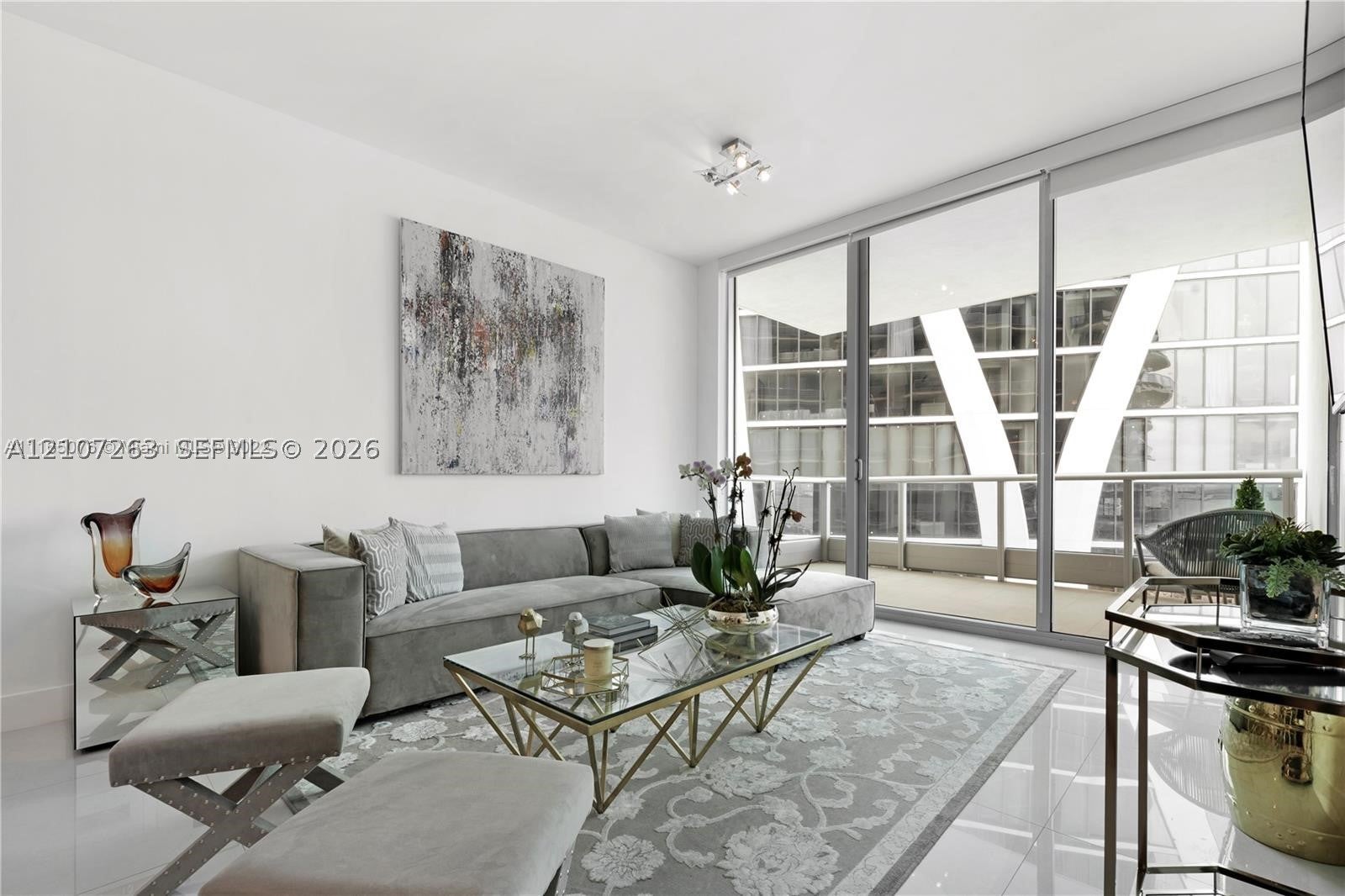 900 Biscayne Blvd 4010 — photo