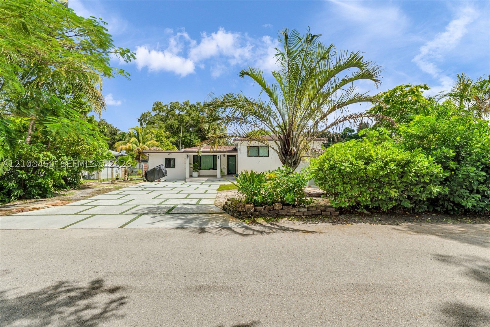 15015 NE 7th Ct — photo