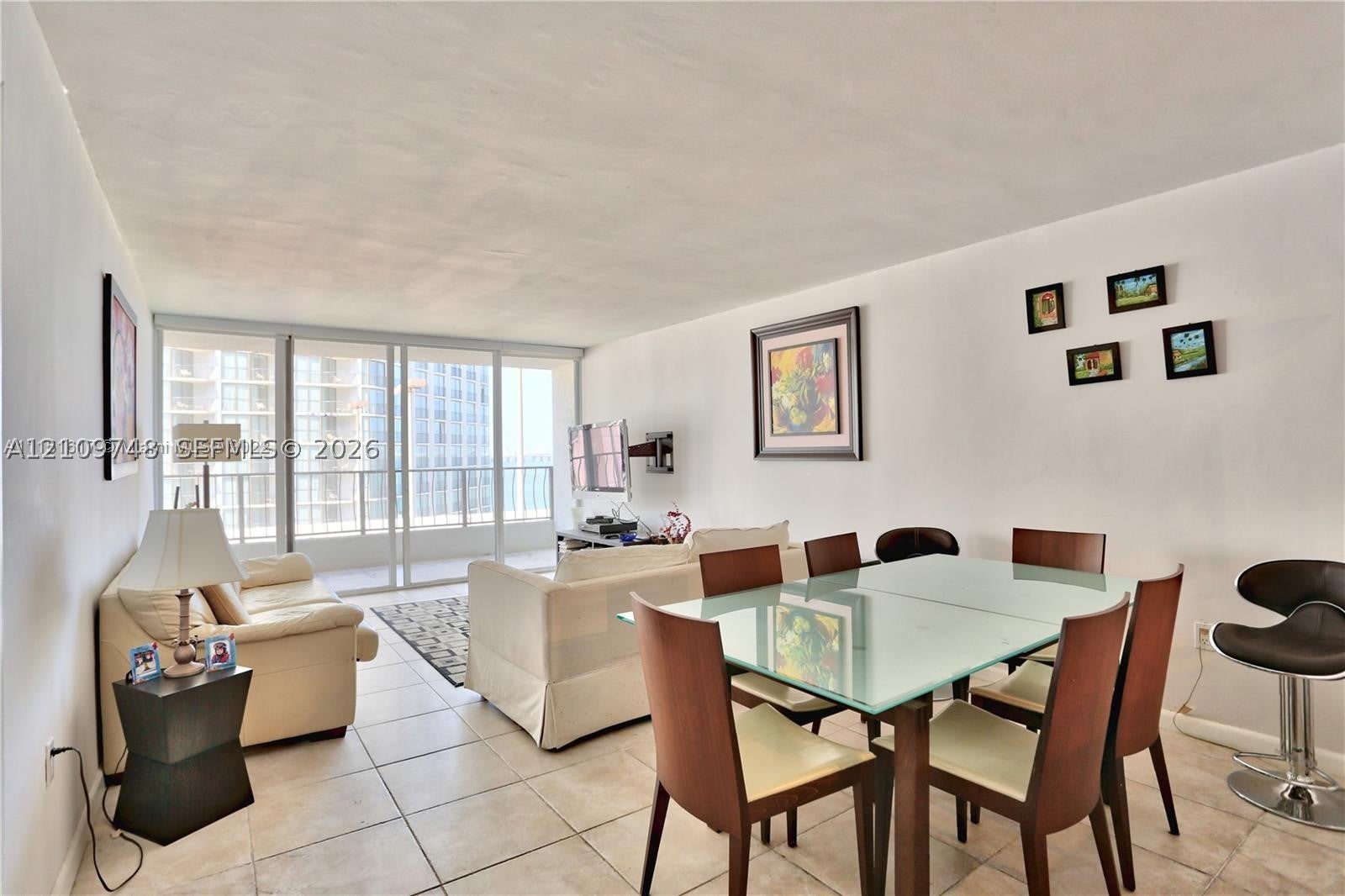 555 NE 15th St 10G — photo