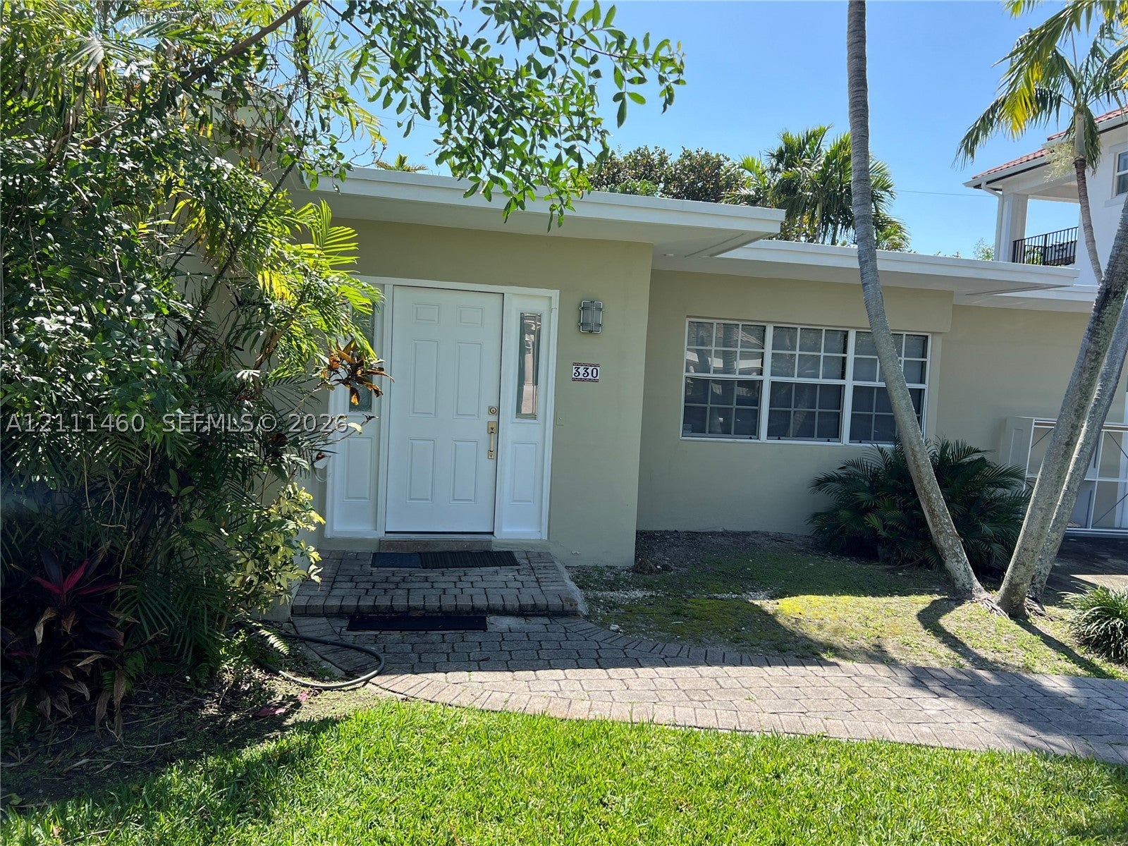 330 W Enid Dr — photo