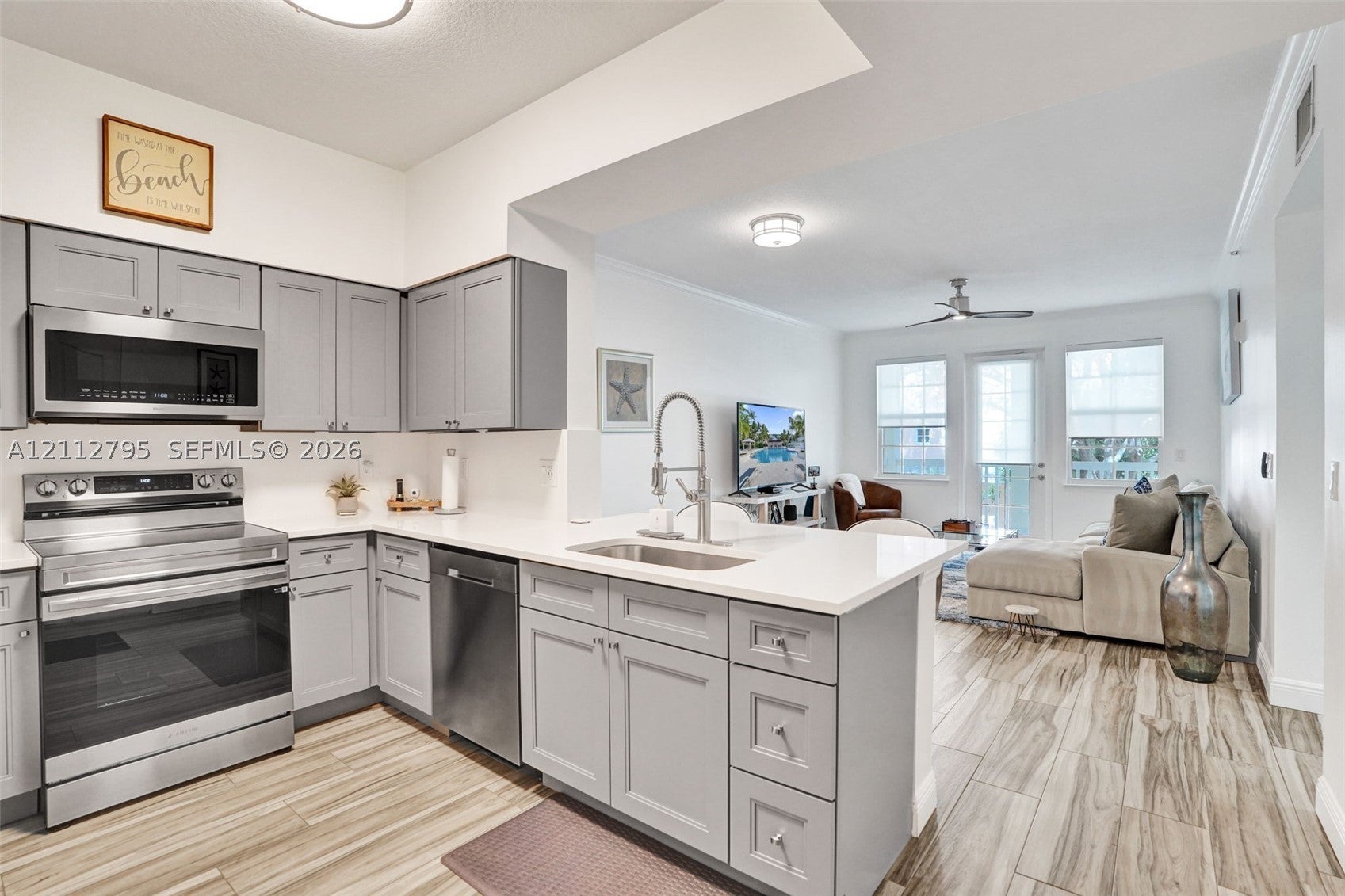 275 Murcia Dr 205 — photo
