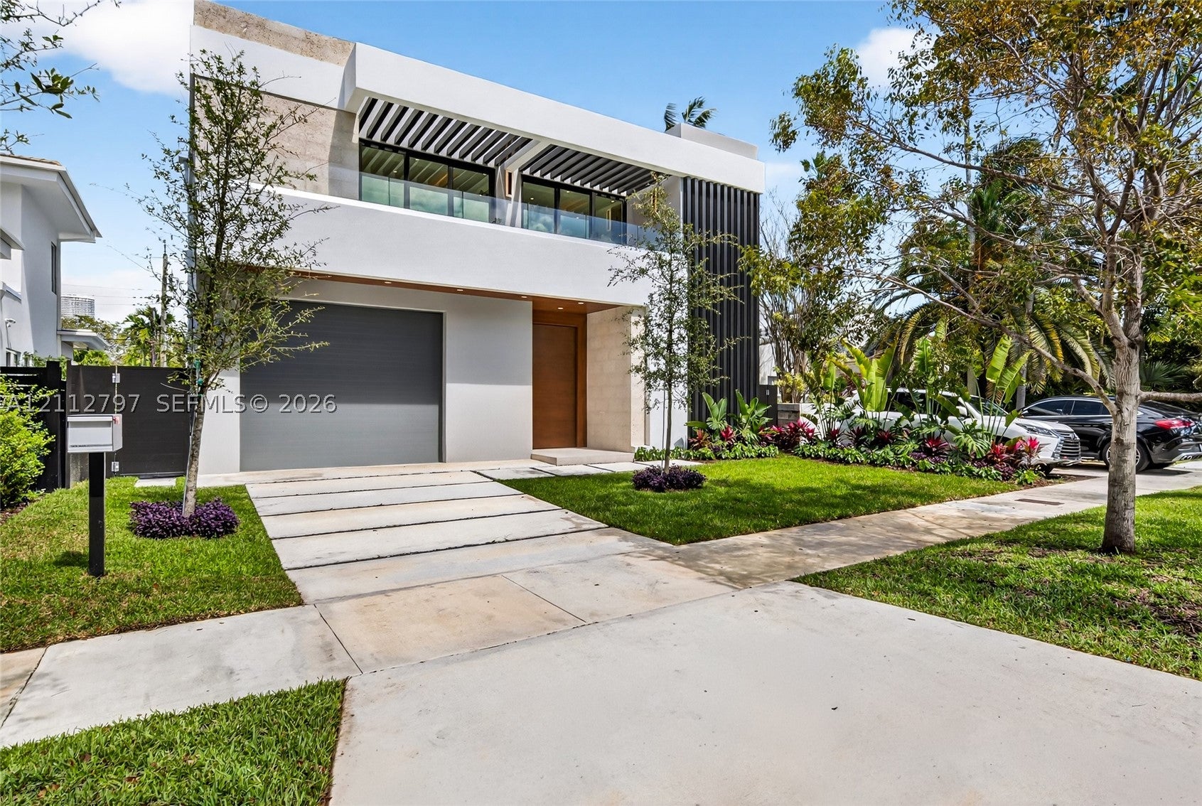 609 SW 24th Rd, Miami, FL 33129 — photo 2