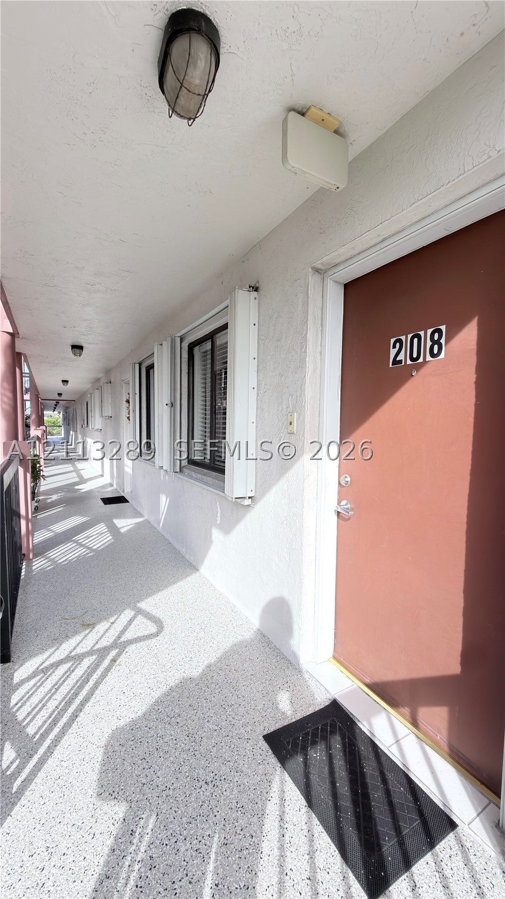 5460 W 21st Ct 208 — photo