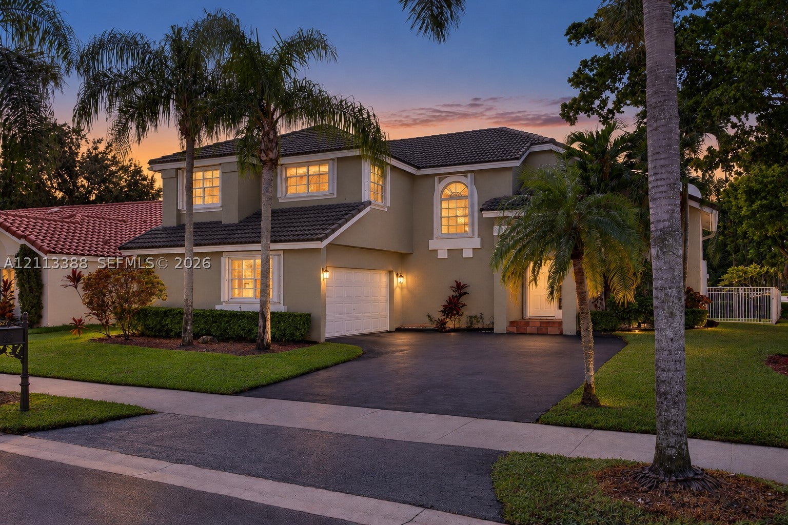 527 Water Pt — photo