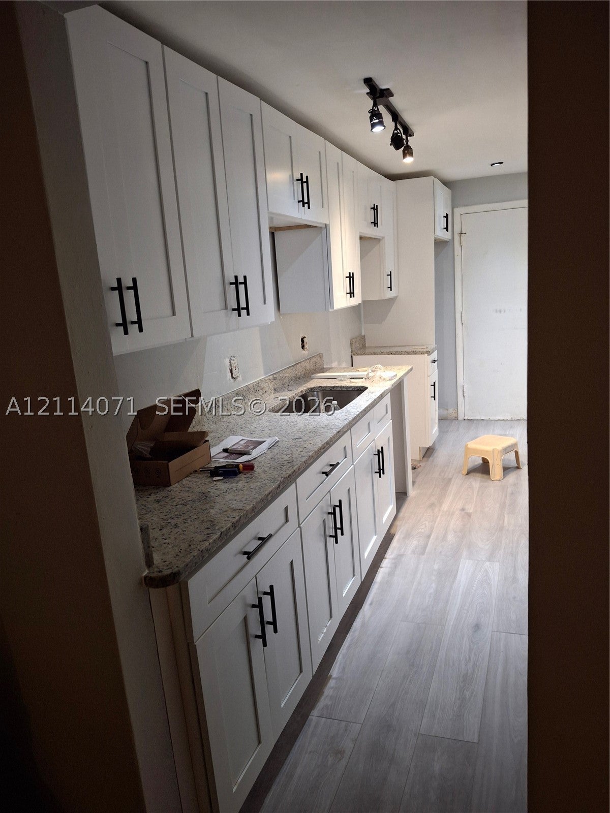 3660 NE 166th St 208 — photo