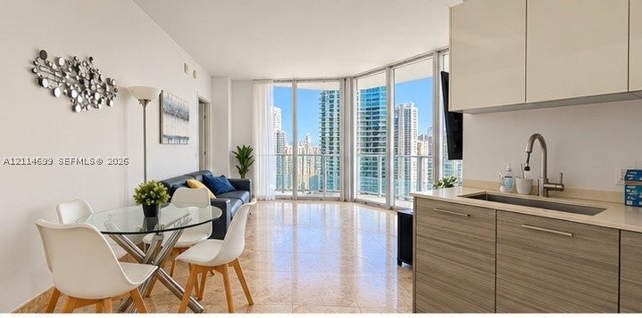 1300 Brickell Bay Dr 3007 — photo