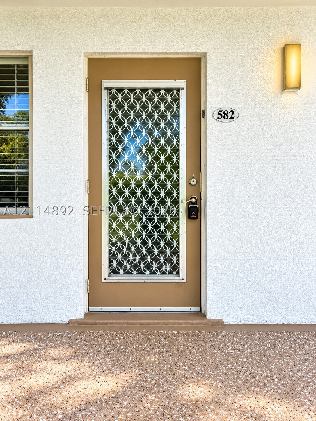 582 Durham U 582 — photo