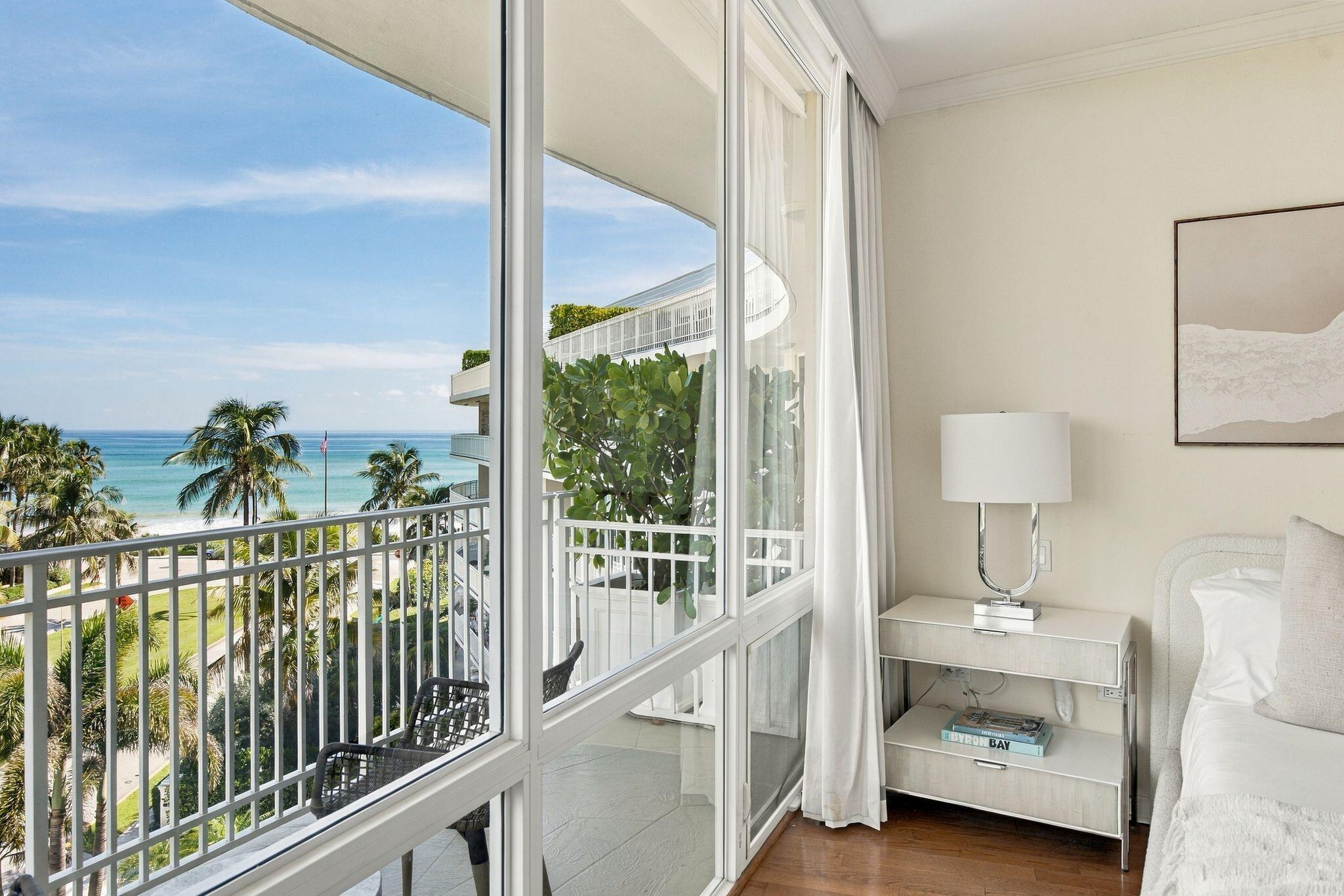 100 Royal Palm Way G5 — photo