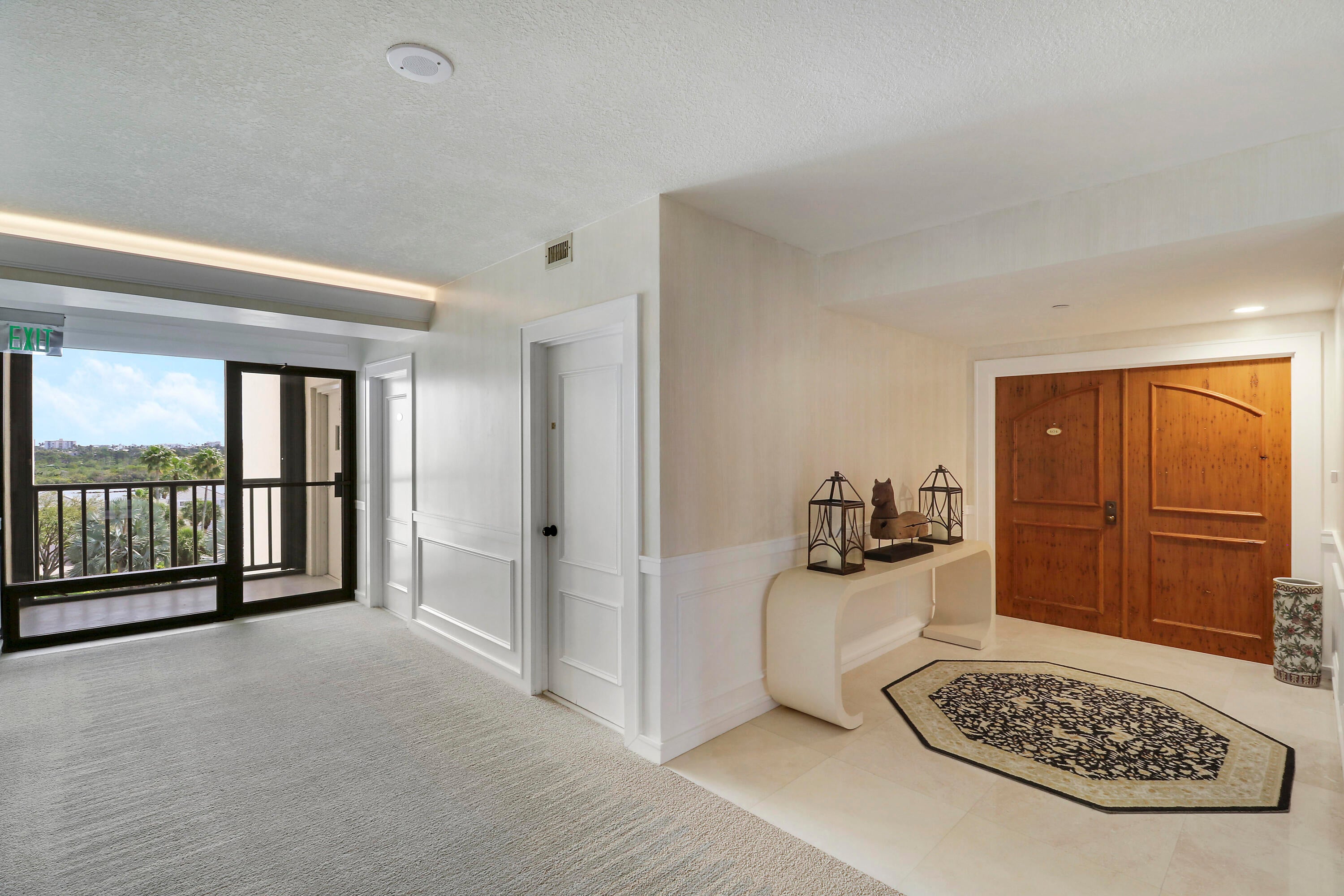 3322 Casseekey Island Road 604 — photo