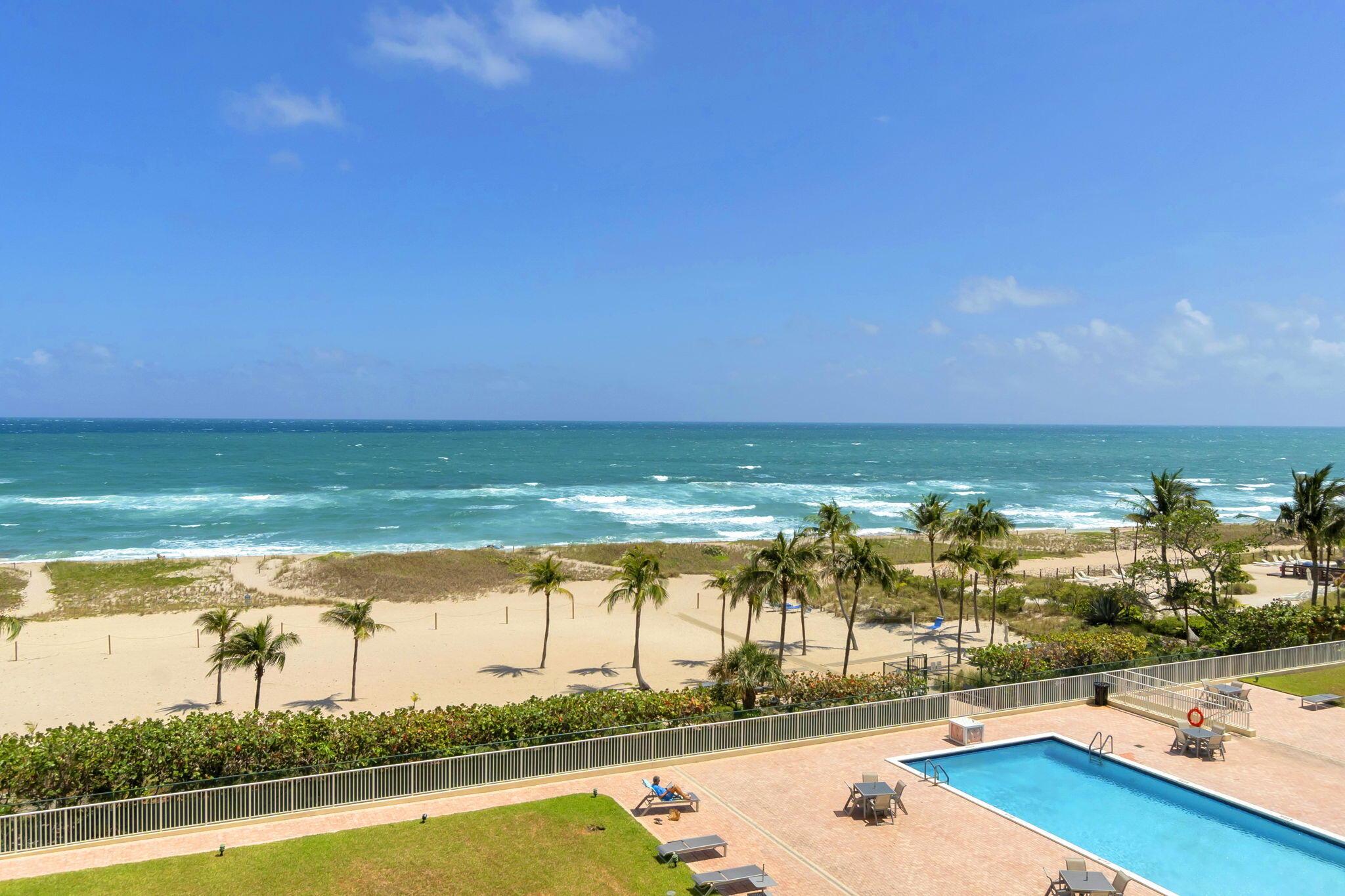 750 N Ocean Boulevard Apt 604 — photo