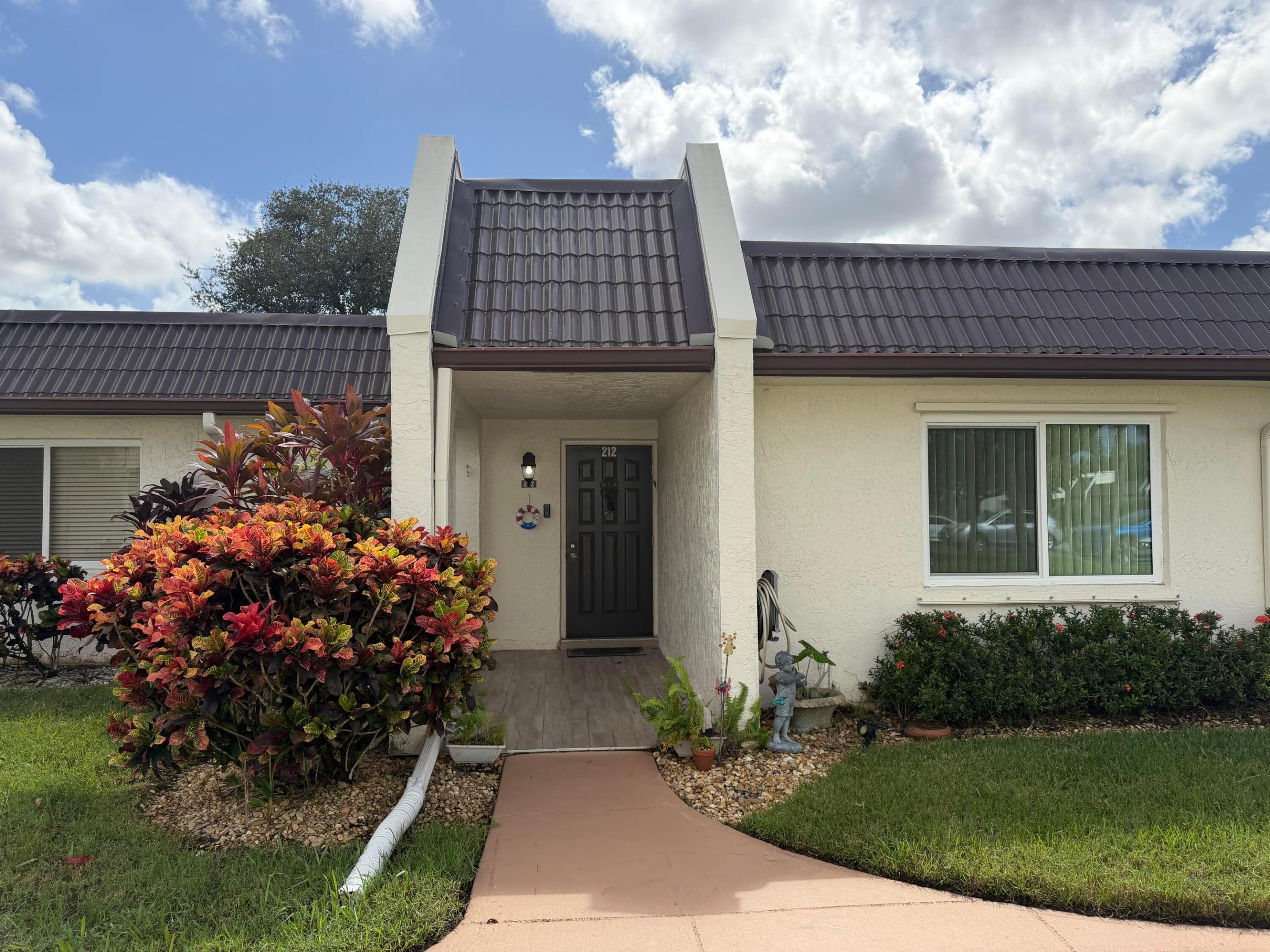 212 Lake Susan Lane — photo