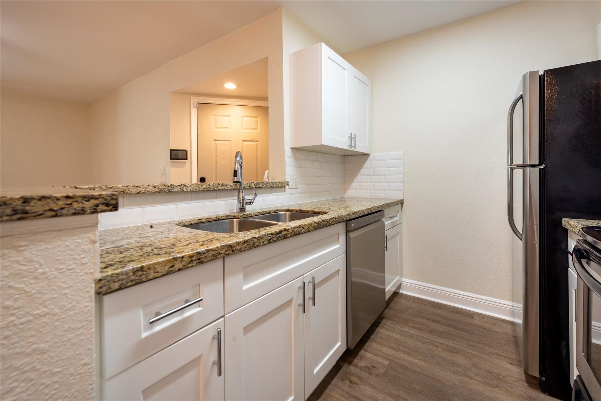 2906 S University Drive 10104 — photo