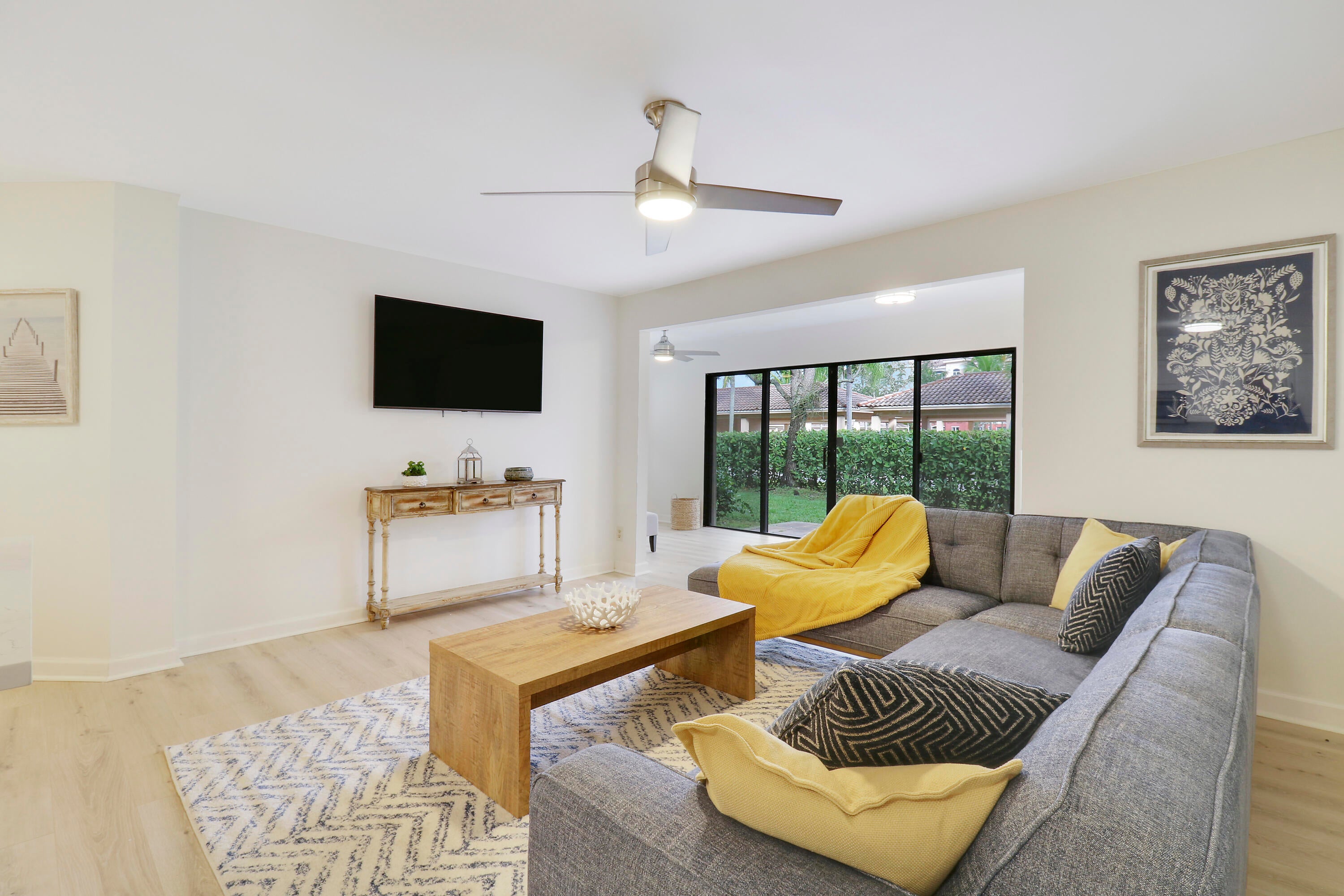1107 Duncan Circle 102 — photo