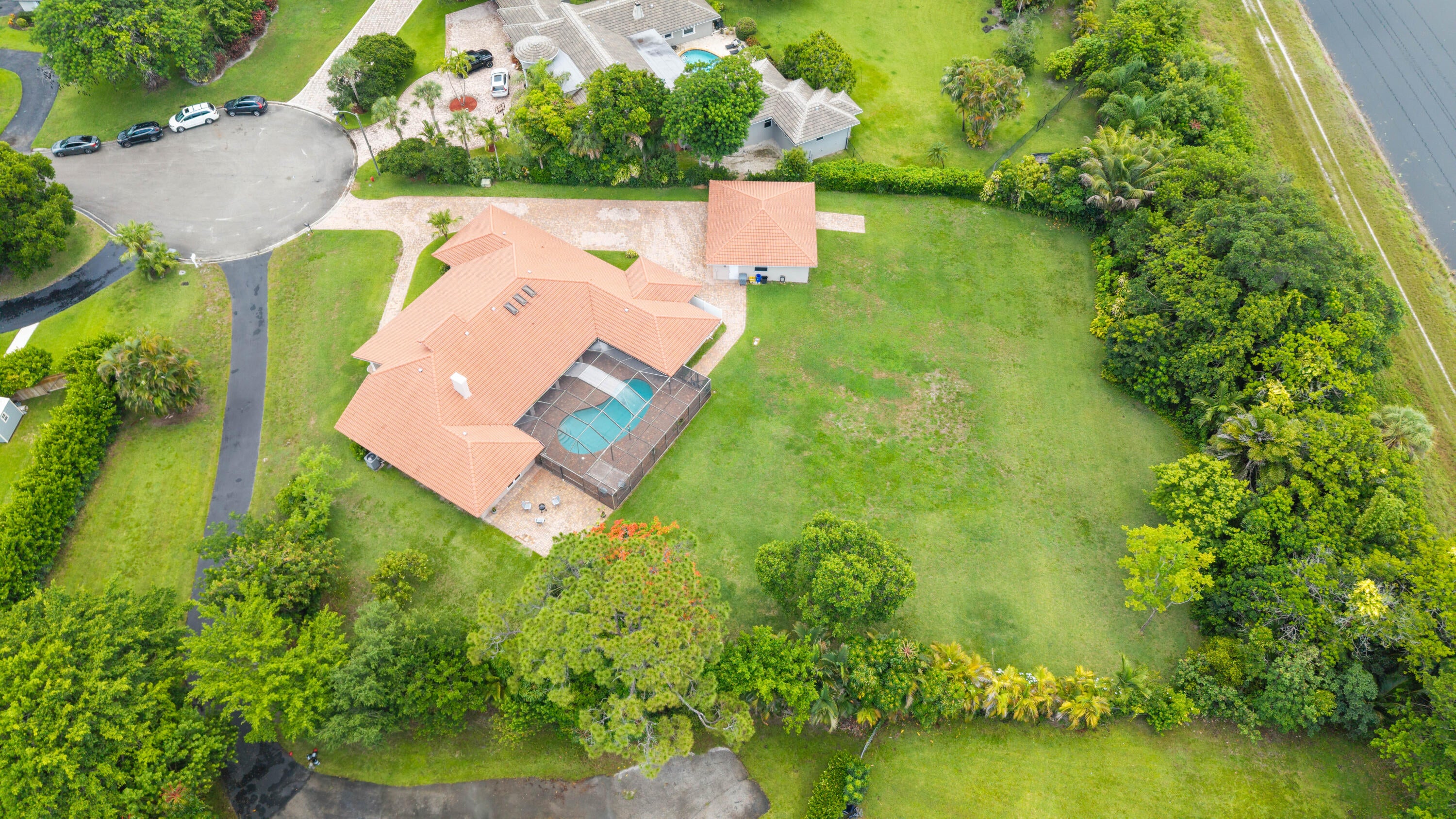 22829 Horse Shoe Way — photo