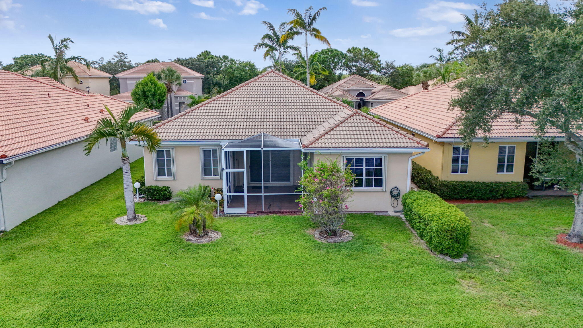 2332 Curley Cut — photo