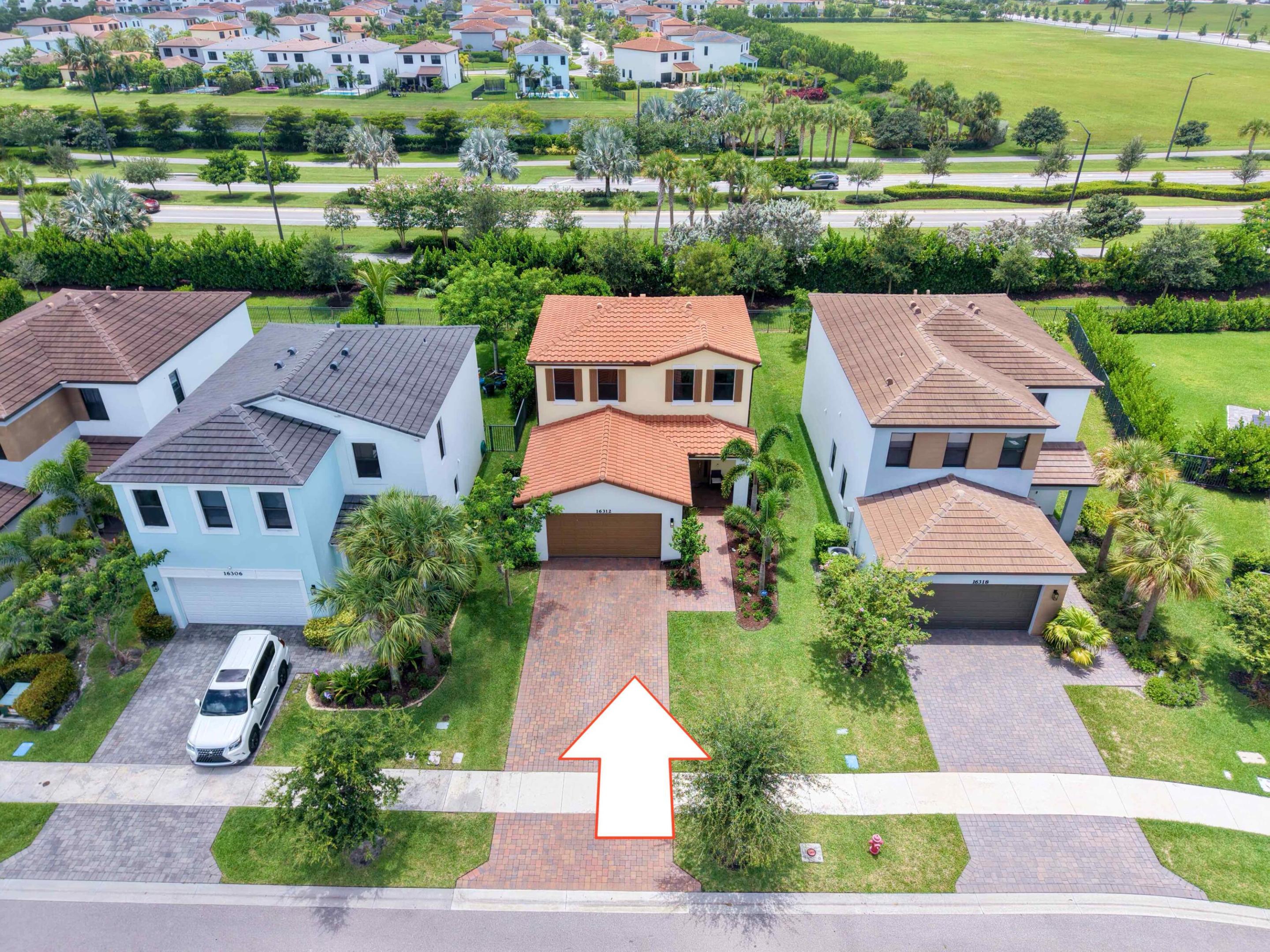 16312 Sandy Shore Drive — photo