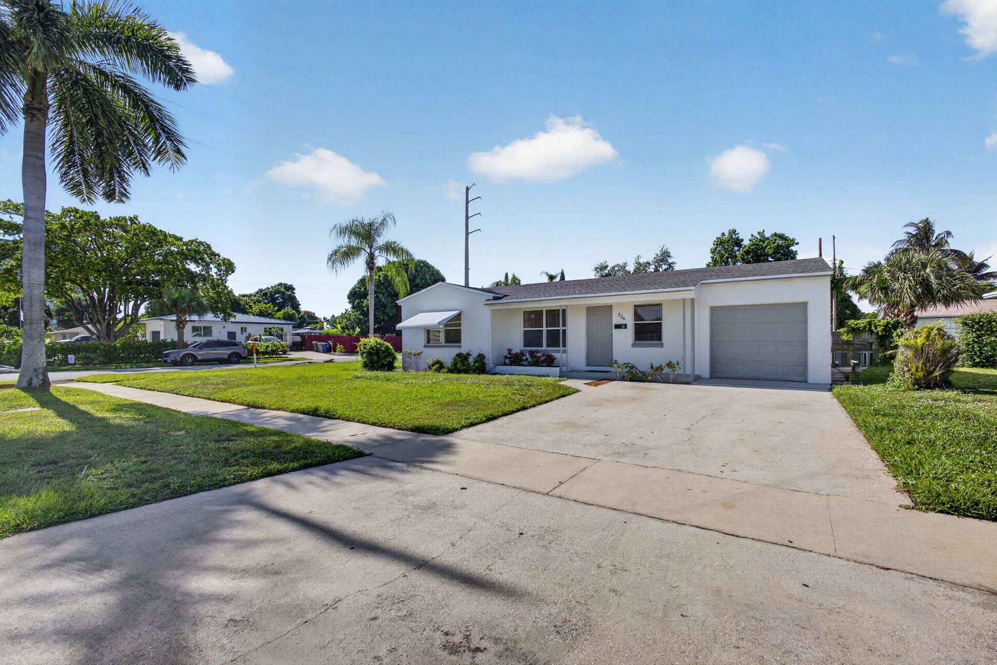 304 Cypress Drive — photo