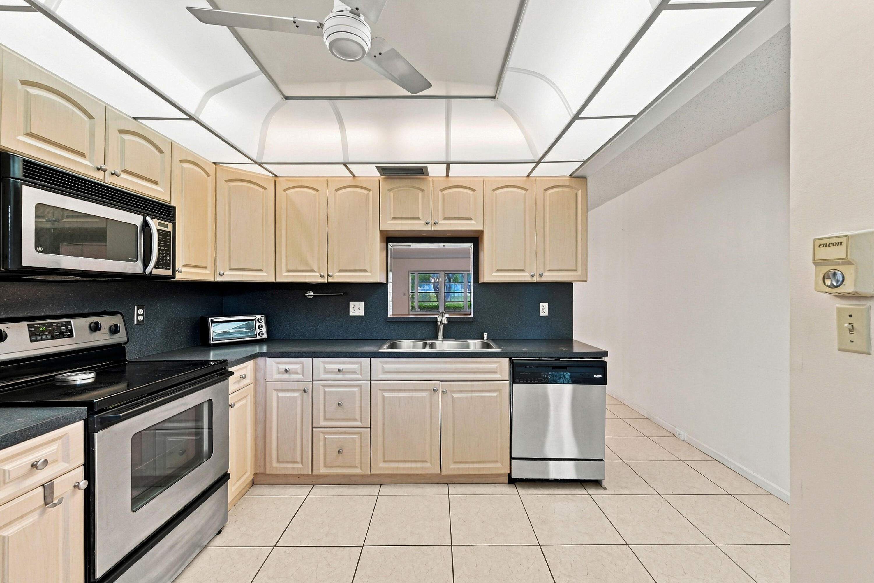 2101 Lucaya Bend C1 — photo