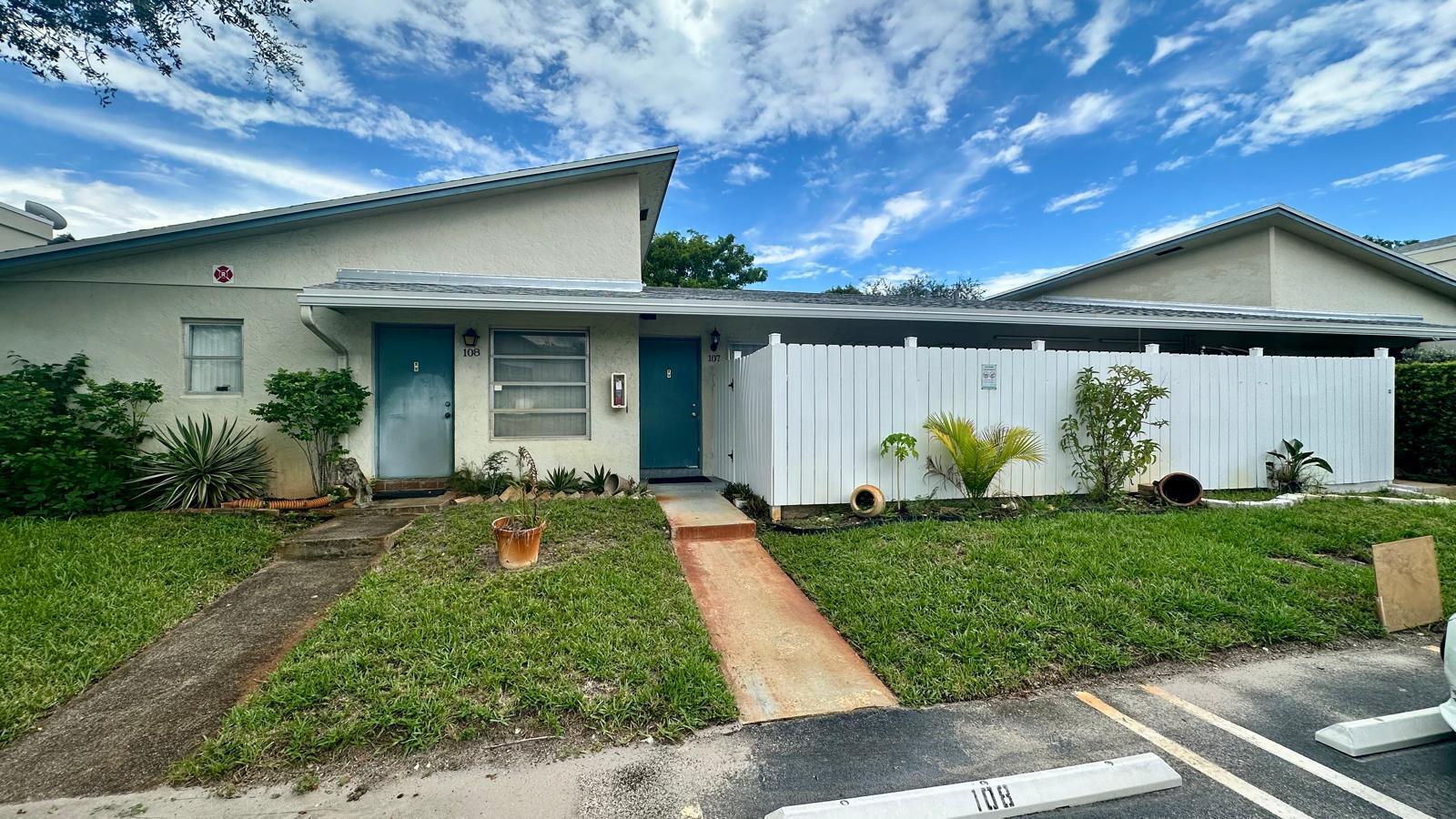 3000 NW 5th Terrace 107 — photo