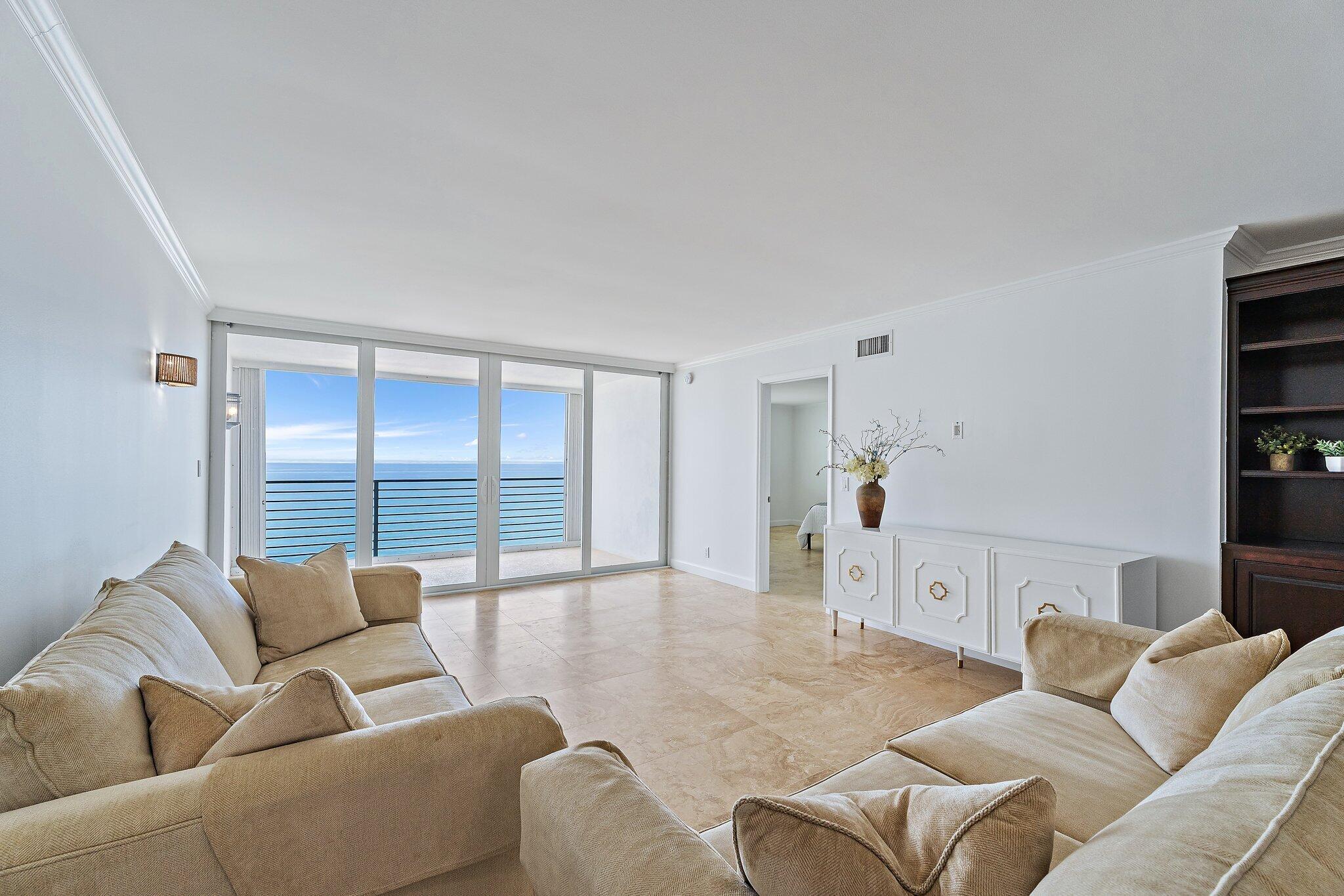 900 Ocean Drive 705 — photo