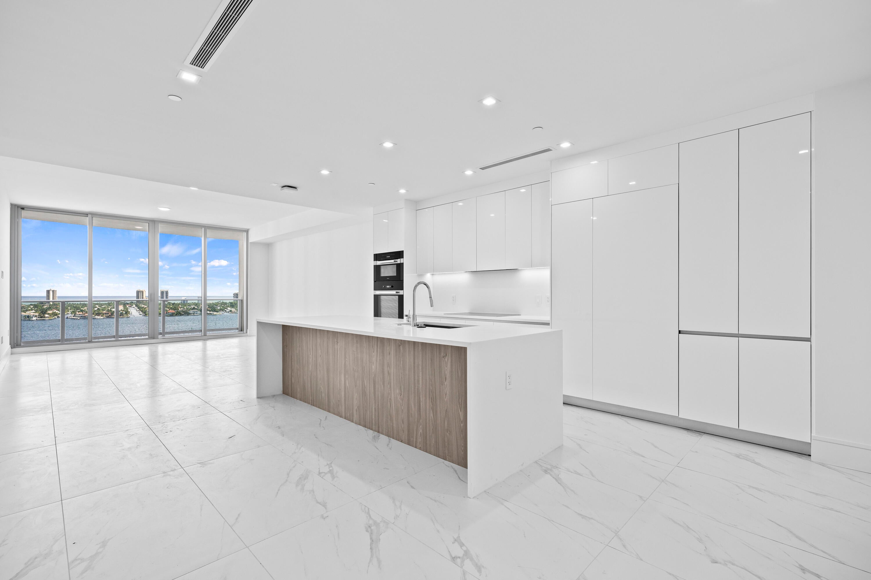 220 Lake Shore Drive 1608 — photo