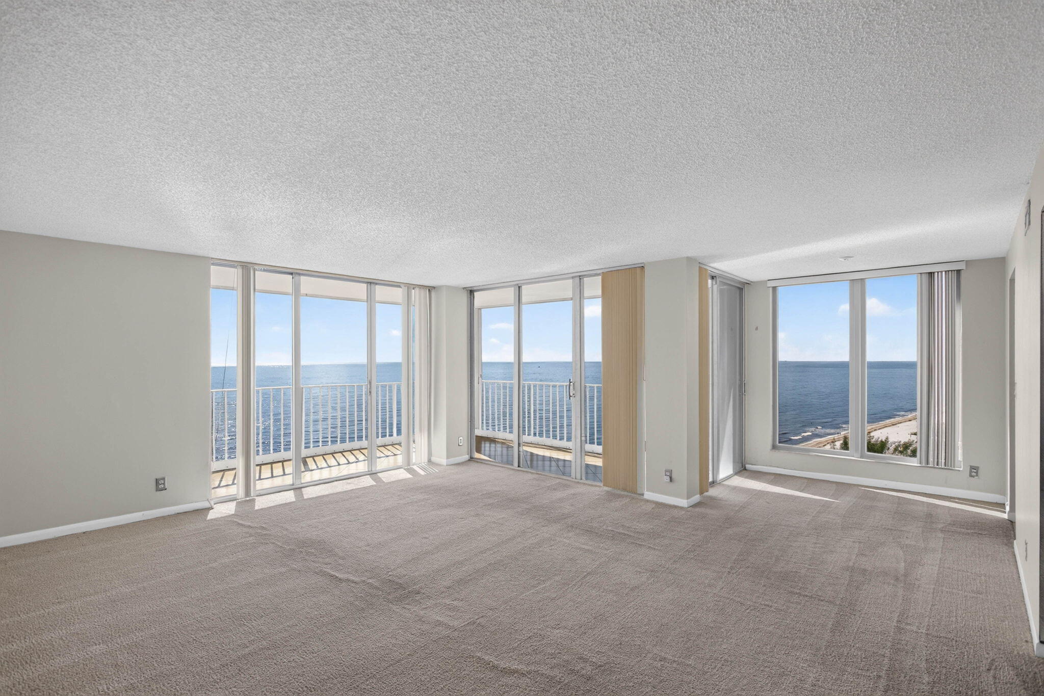 1010 S Ocean Boulevard 1601 — photo