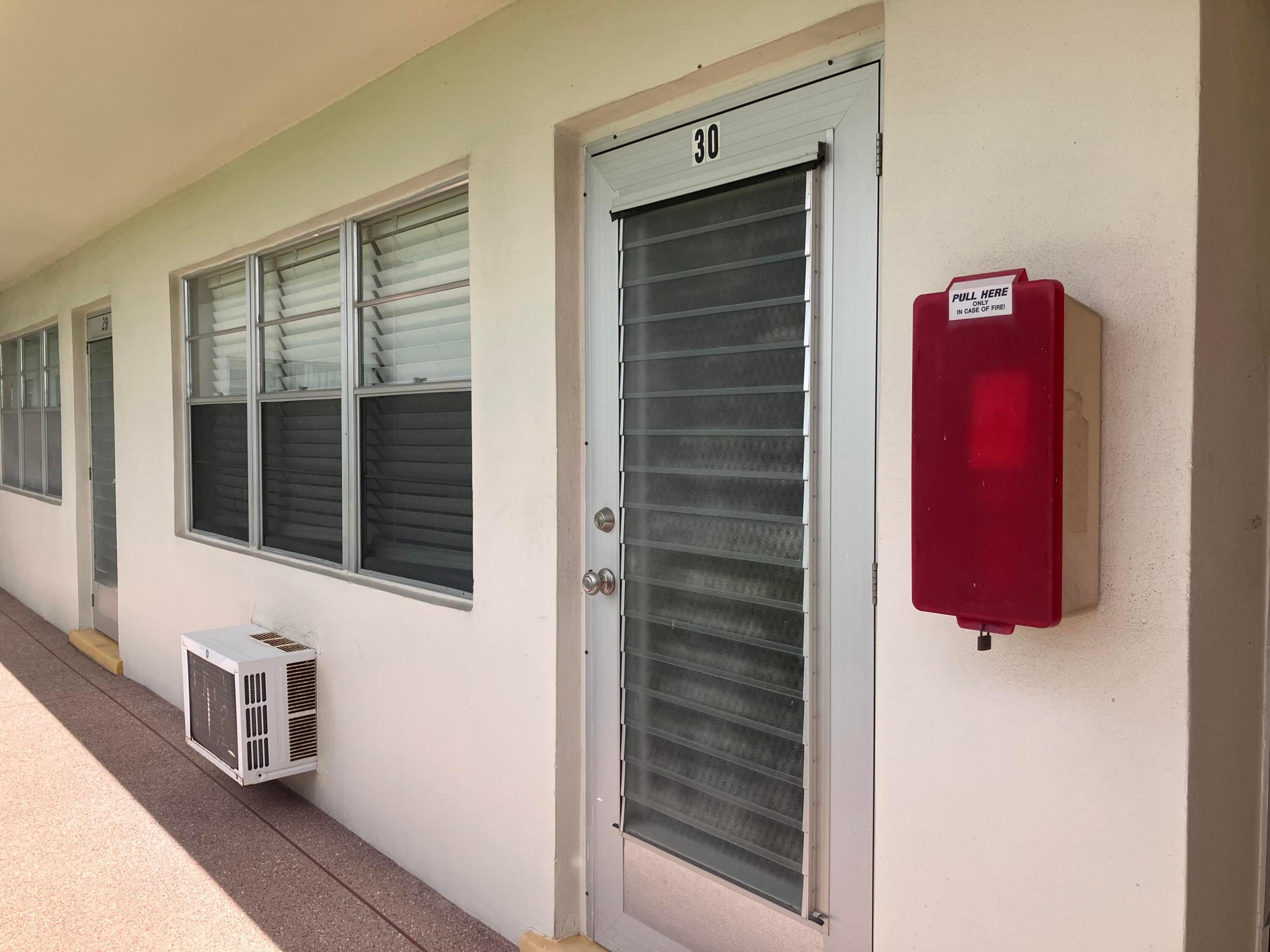 30 Chatham B — photo