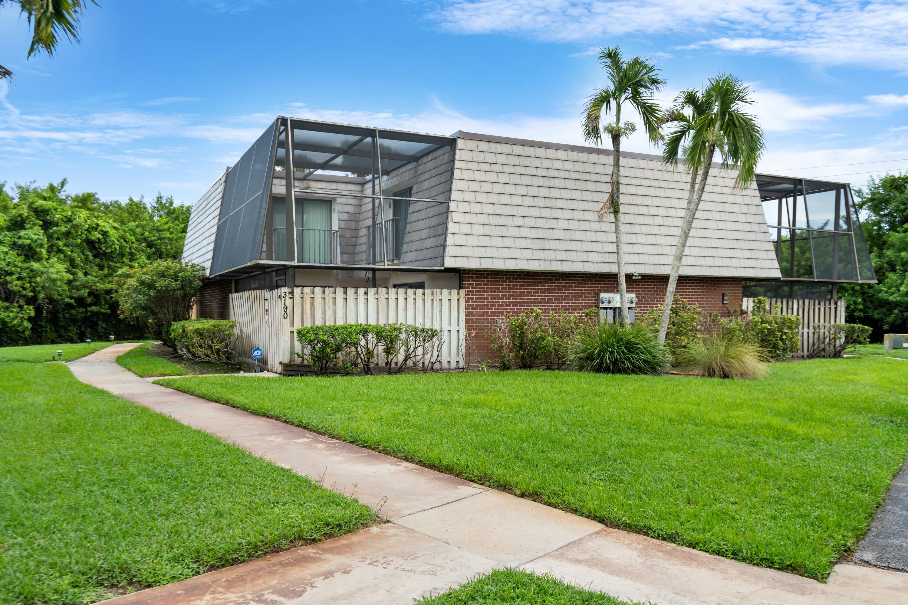 3190 SE Brook Street — photo