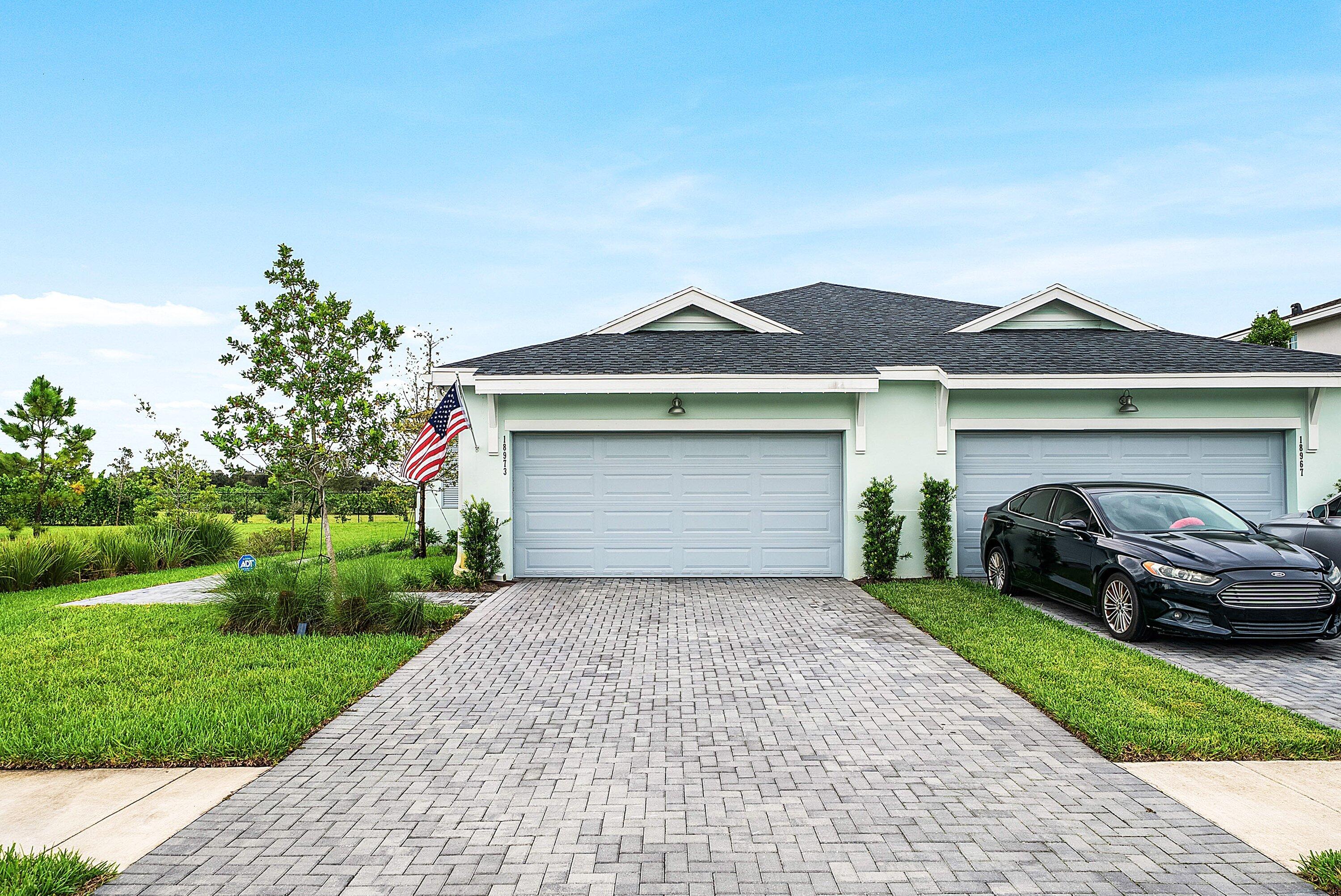 18973 Wood Stork Way — photo