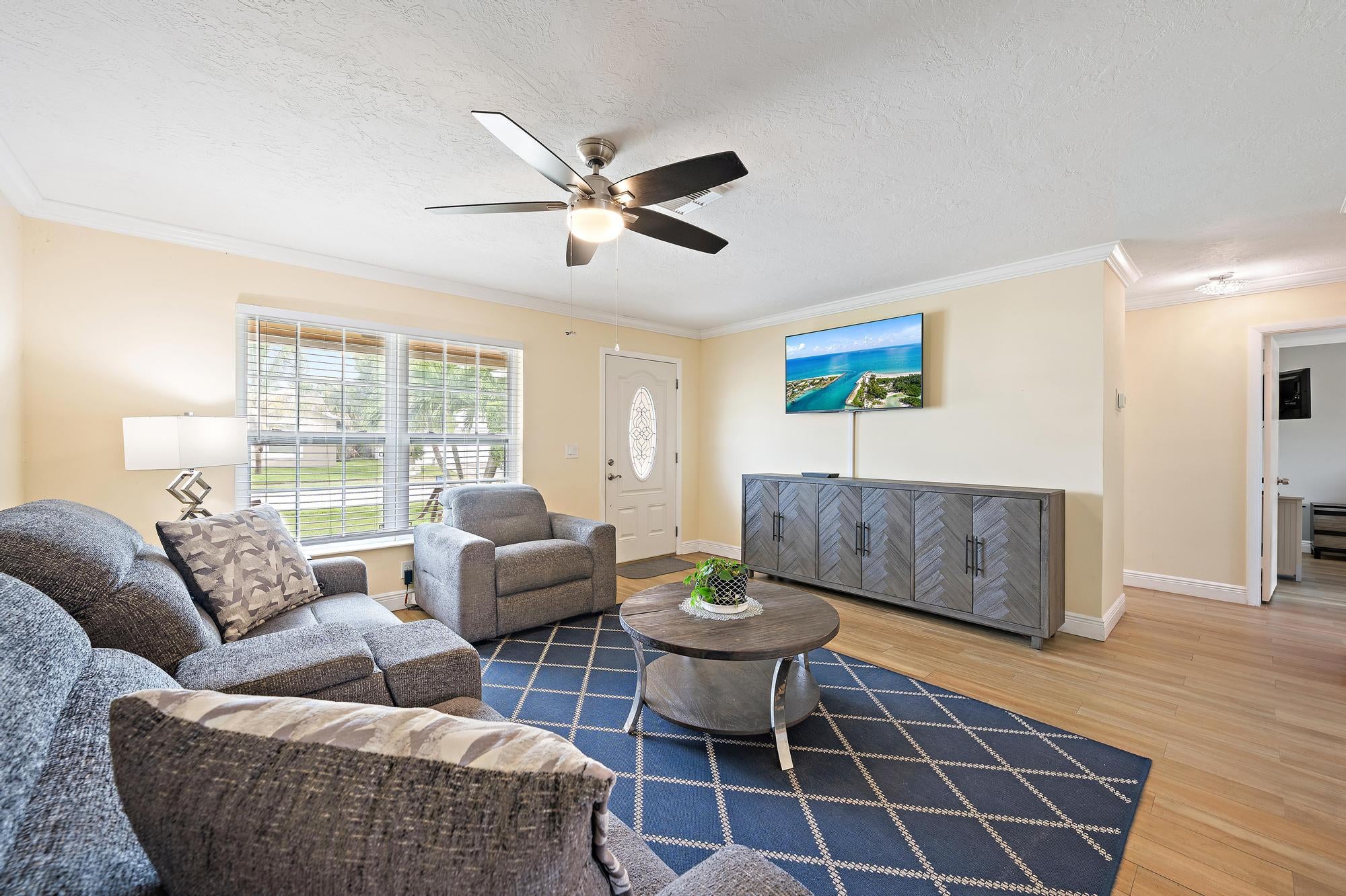 171 Banyan Circle — photo