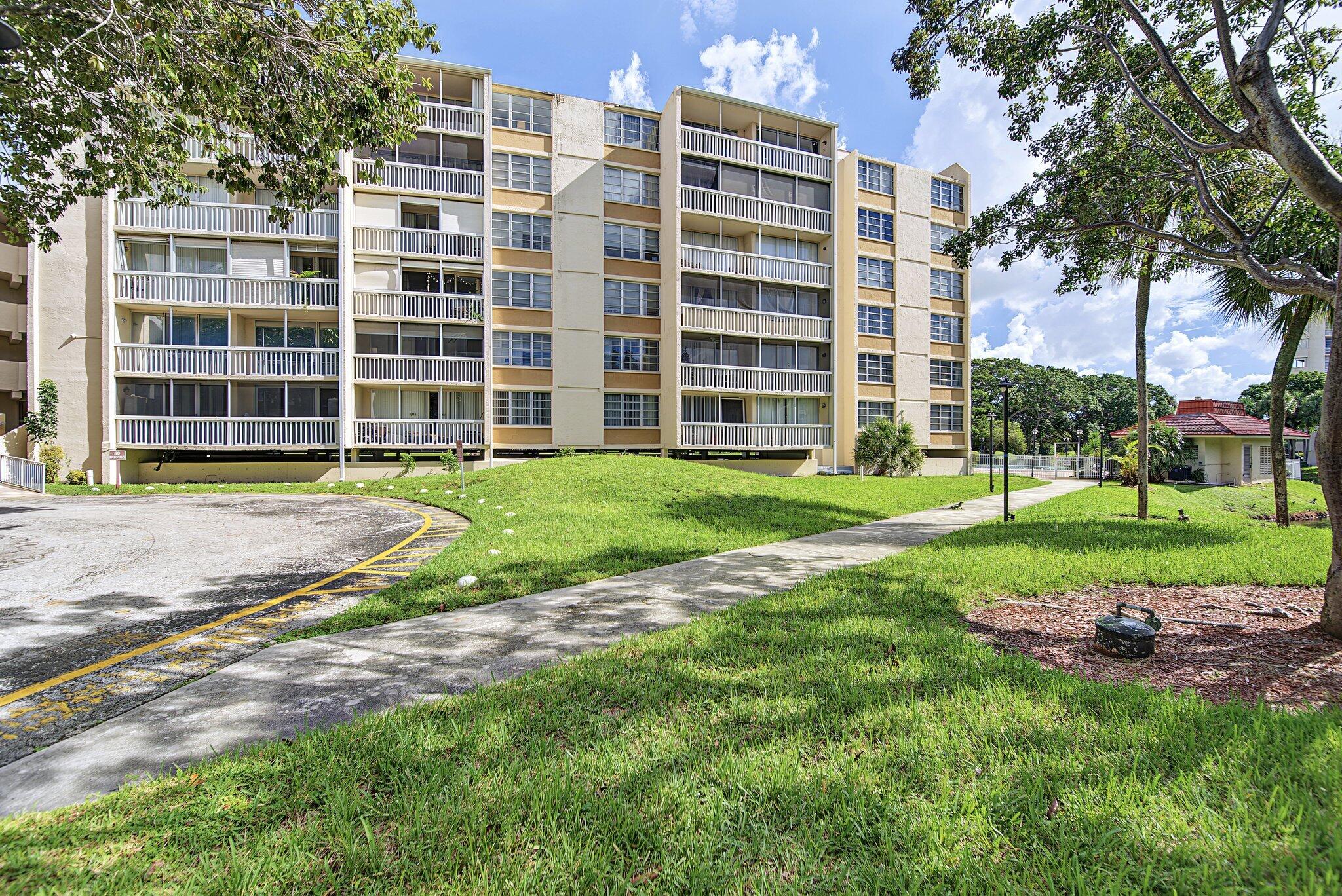 7051 Environ Boulevard 534 — photo
