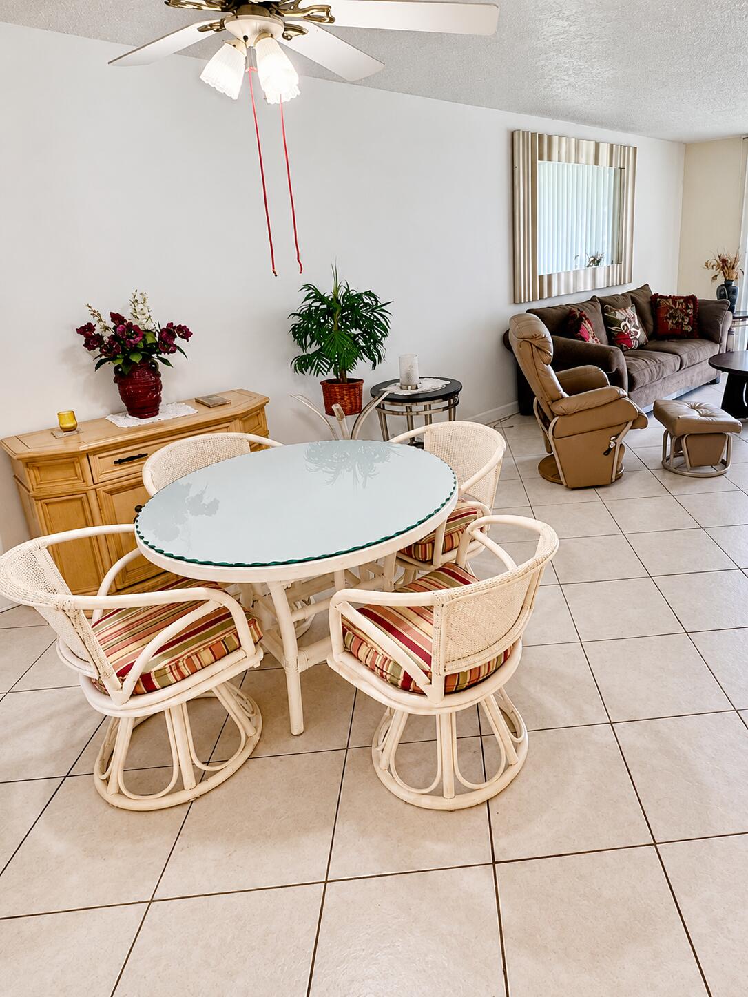 2801 Somerset Drive 106 — photo