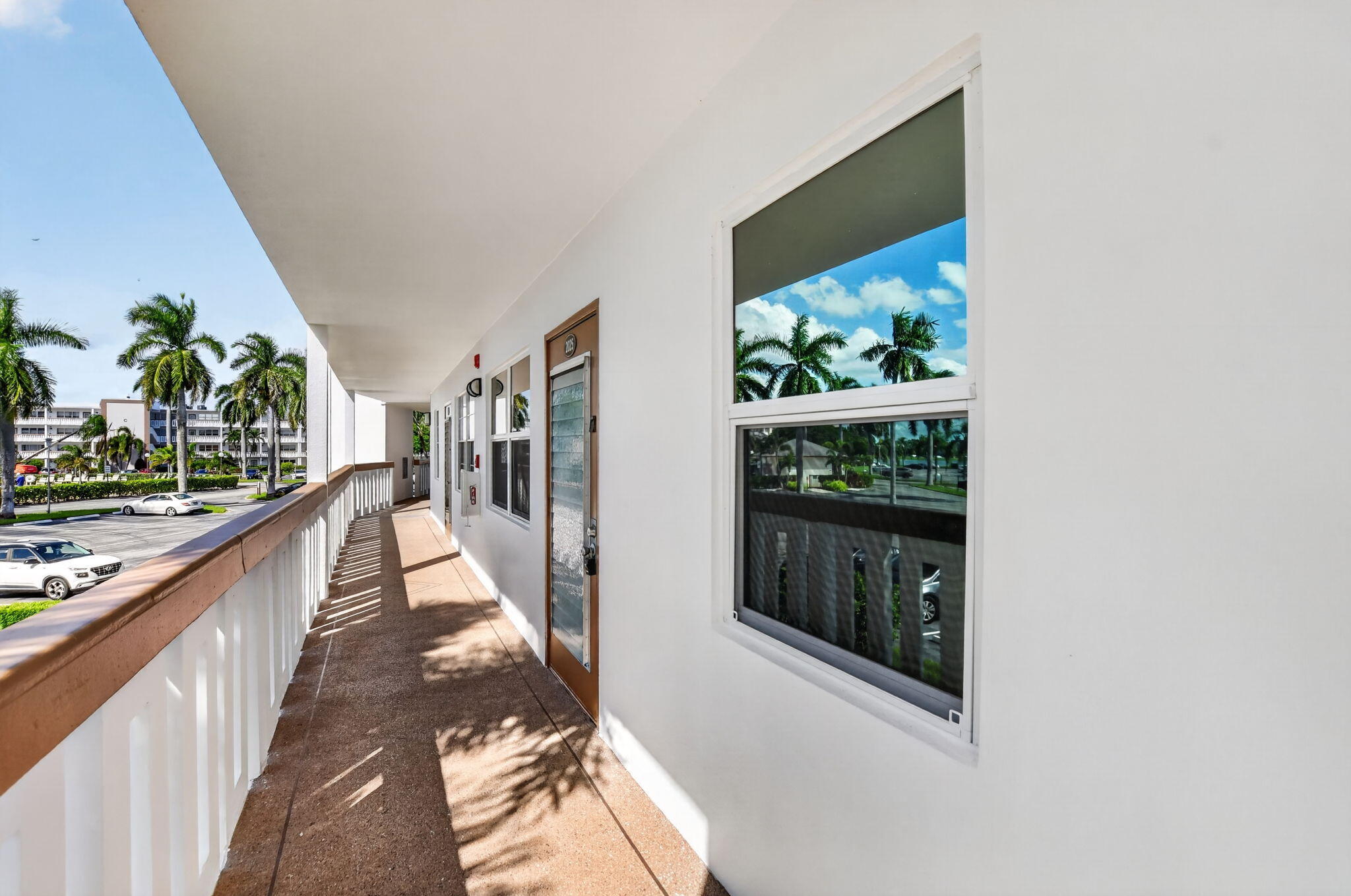 2025 Cornwall B, Boca Raton, FL 33434 — photo 2