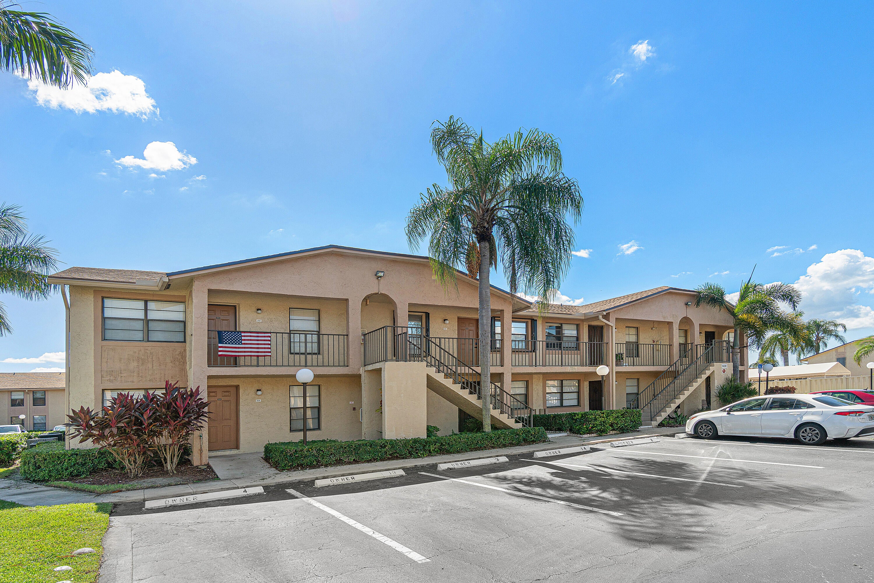 9430 Boca Cove Circle 202 — photo