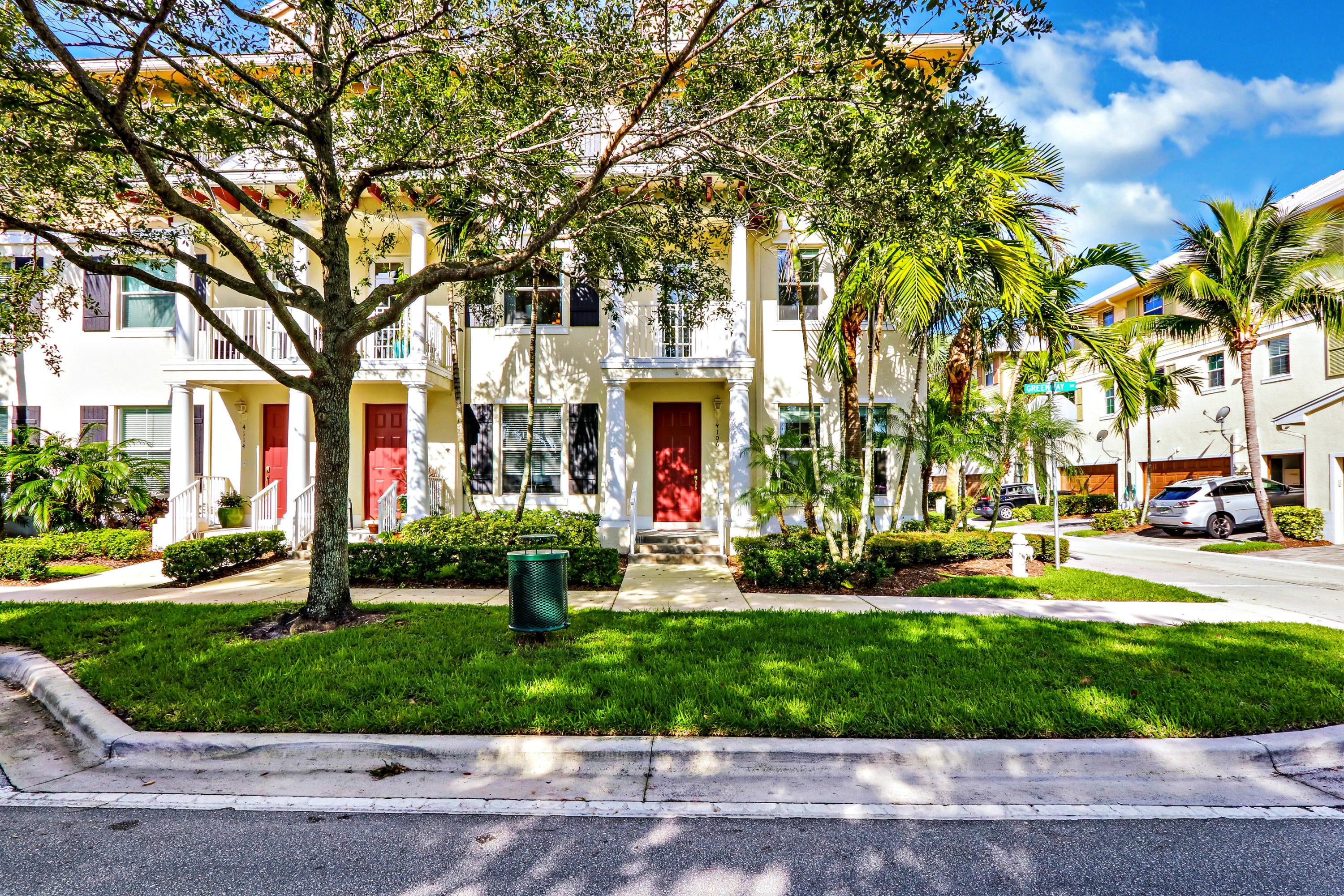 4106 Greenway Drive — photo