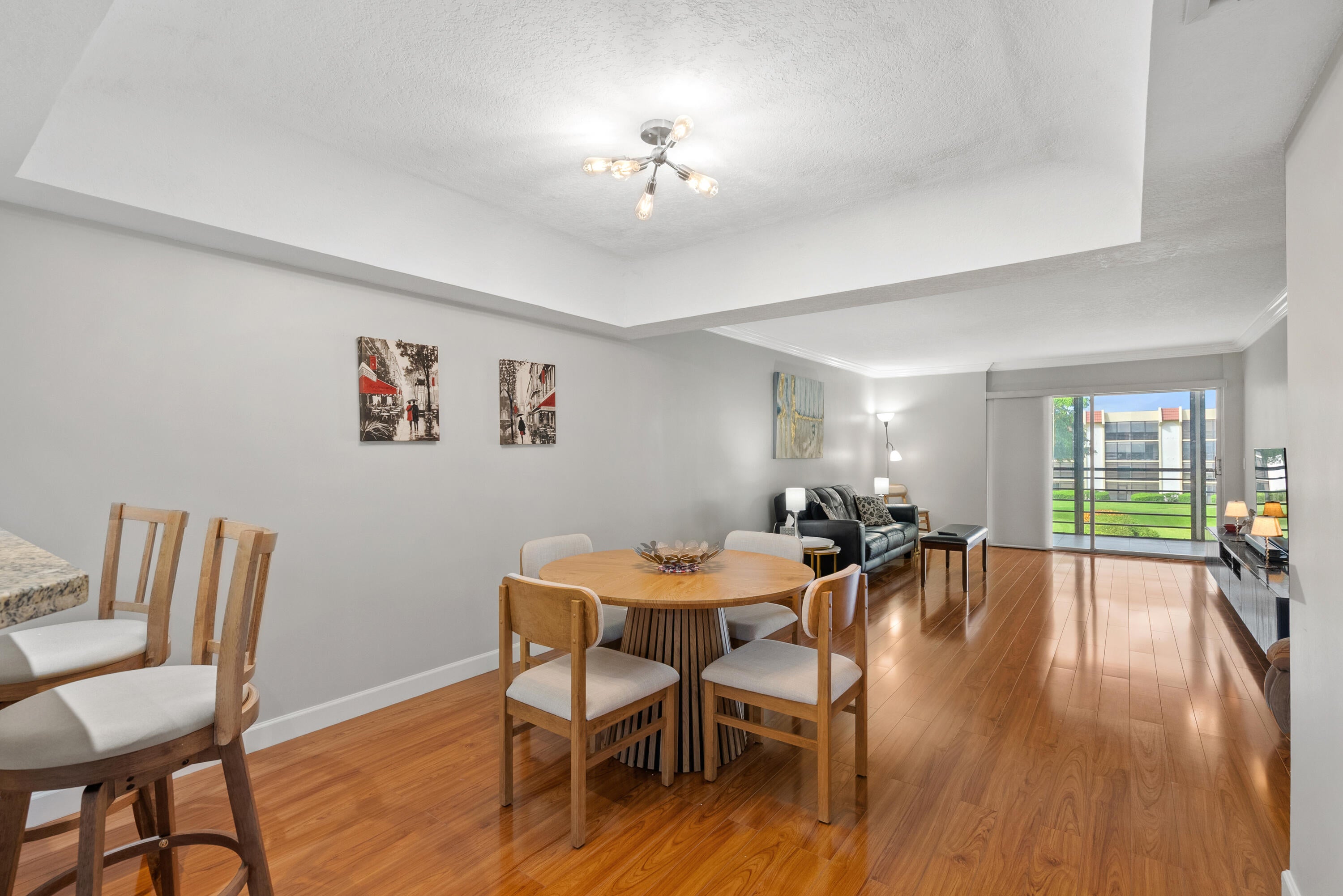 23385 Barwood Lane S 308 — photo