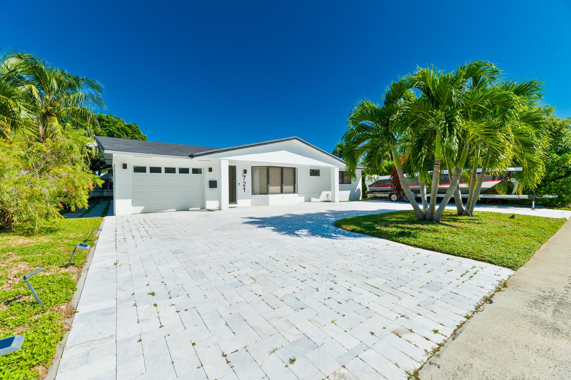 721 SE 5th Court — photo
