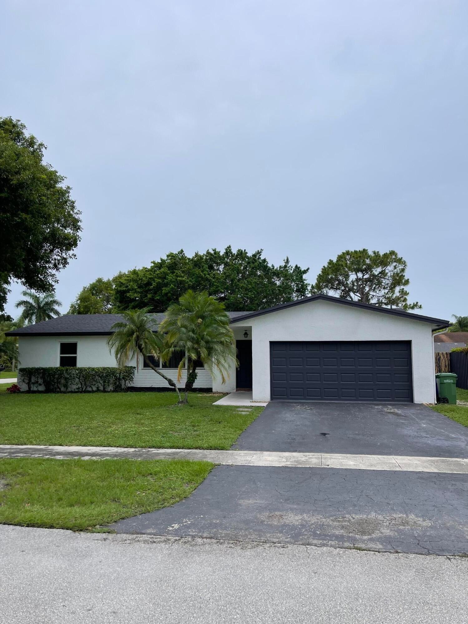 5114 NW 27th Court — photo