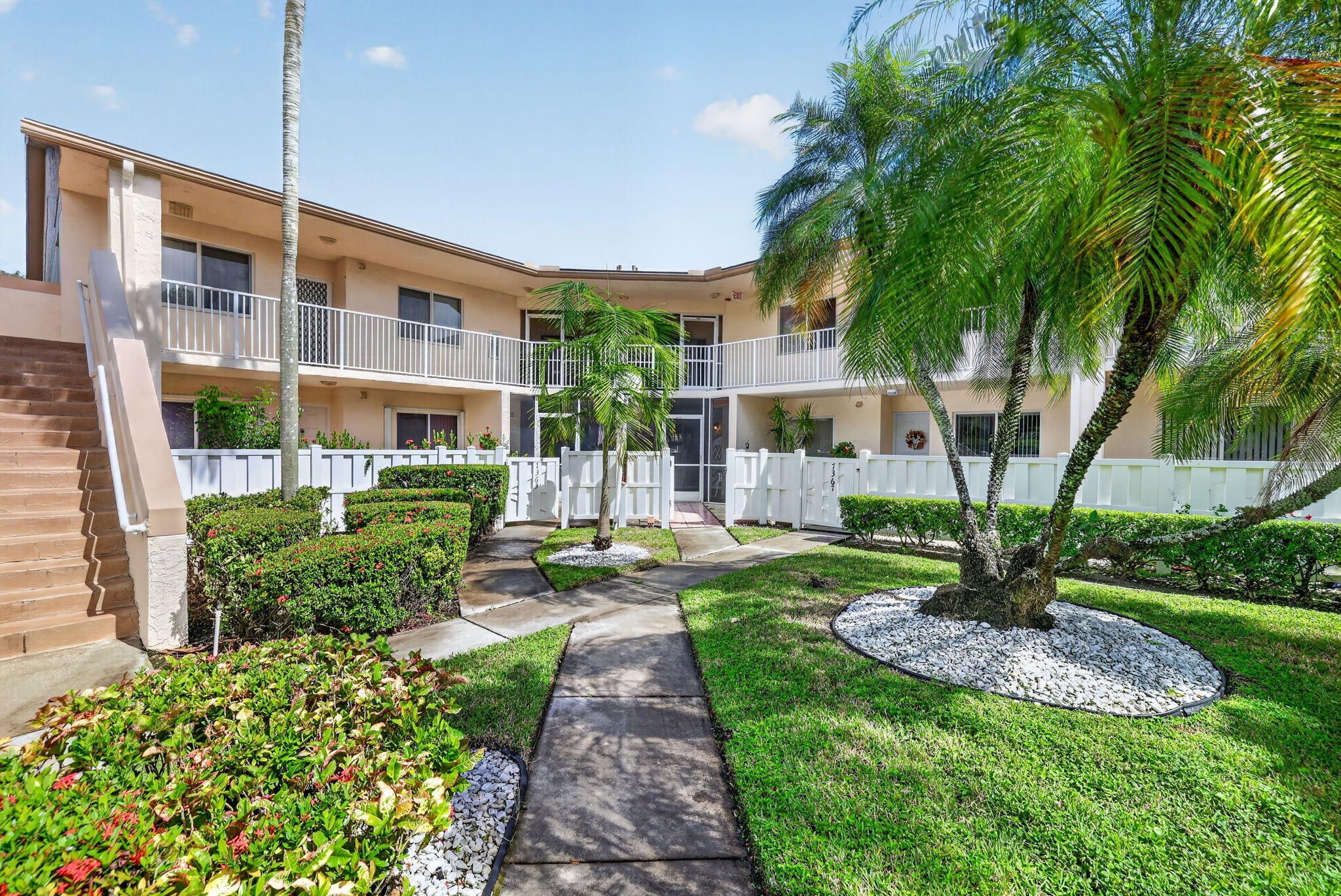 7365 N Devon Drive 103 — photo
