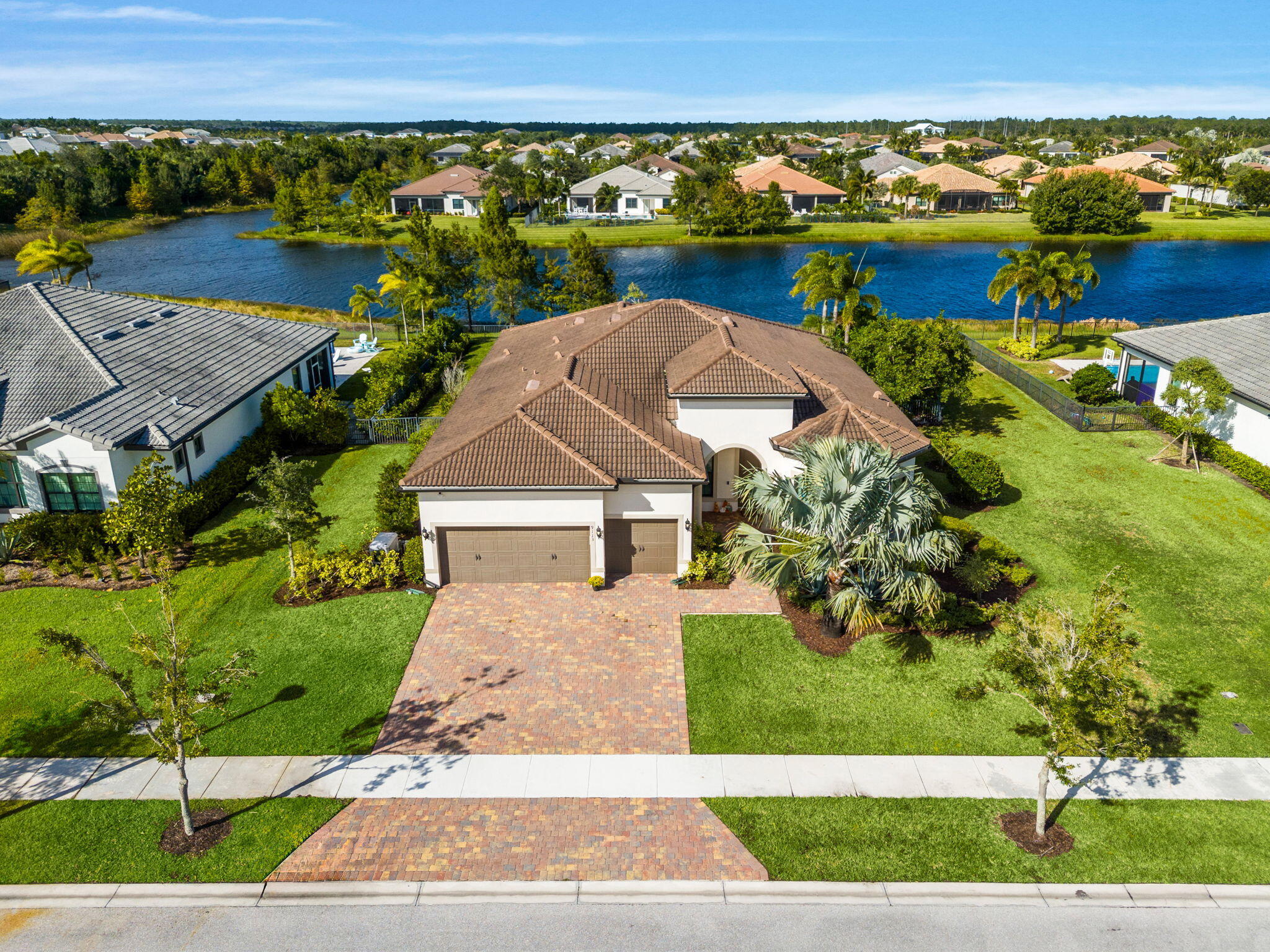 9113 Balsamo Drive — photo