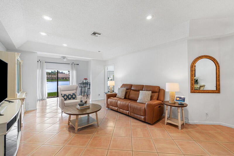 8338 Springlake Drive, Boca Raton, FL 33496 — photo 3