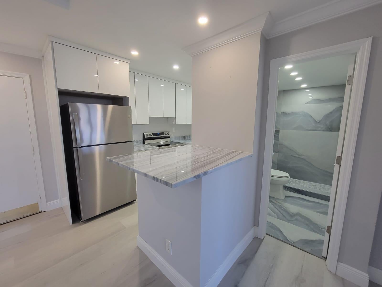 200 S Birch Road 1205 — photo